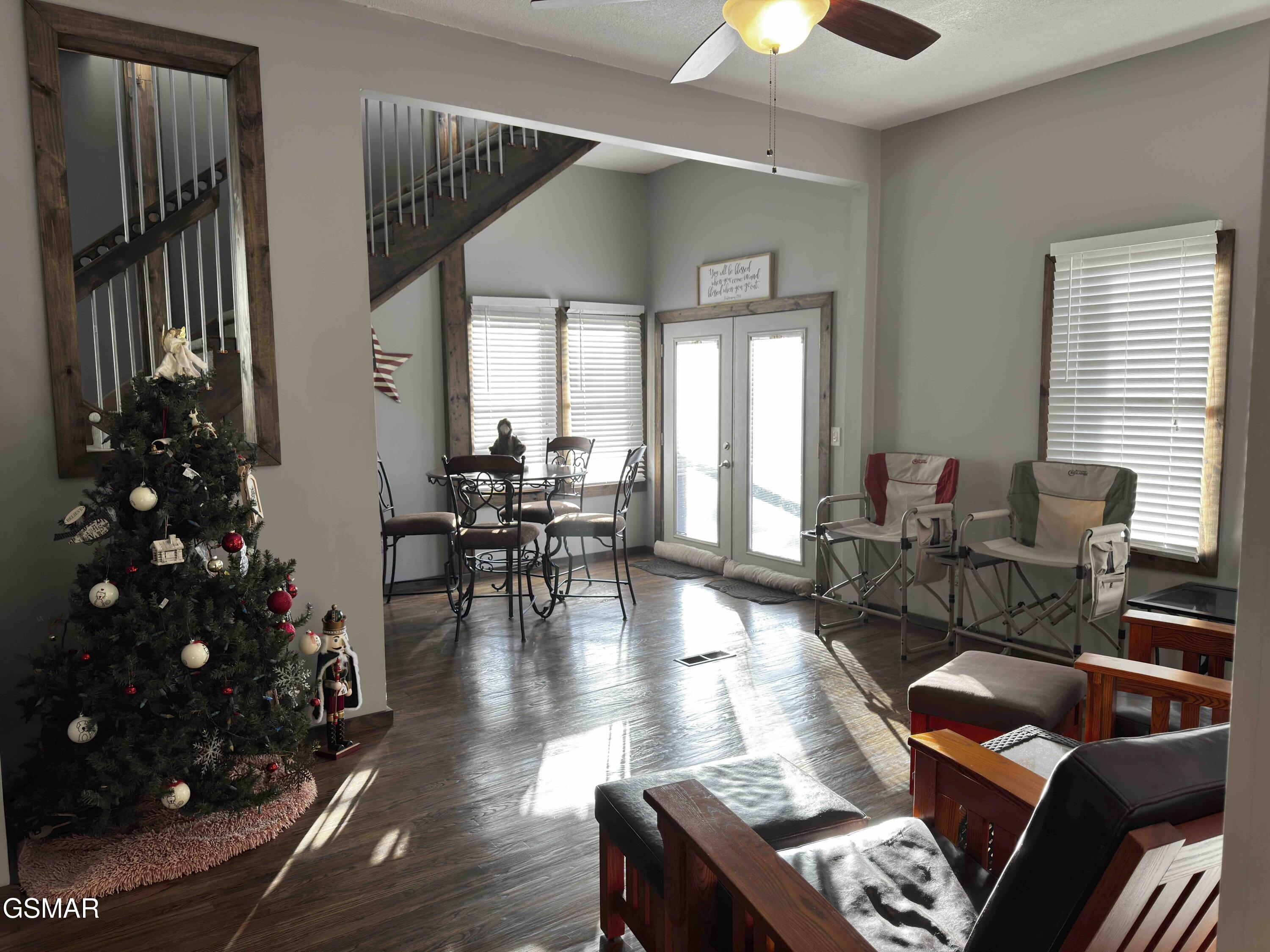 3307 Chinquepin Drive Sevierville TN 37876