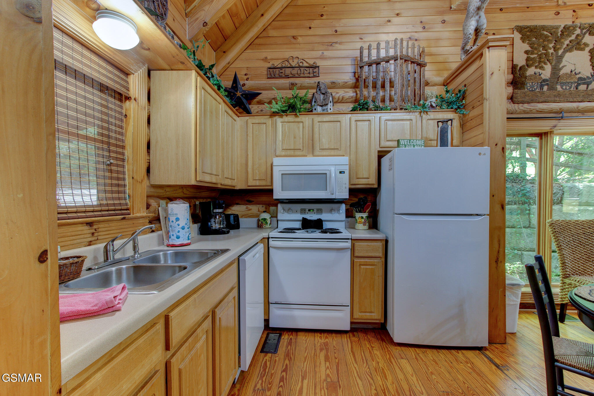 3140 Smoky Ridge Way Sevierville TN 37862