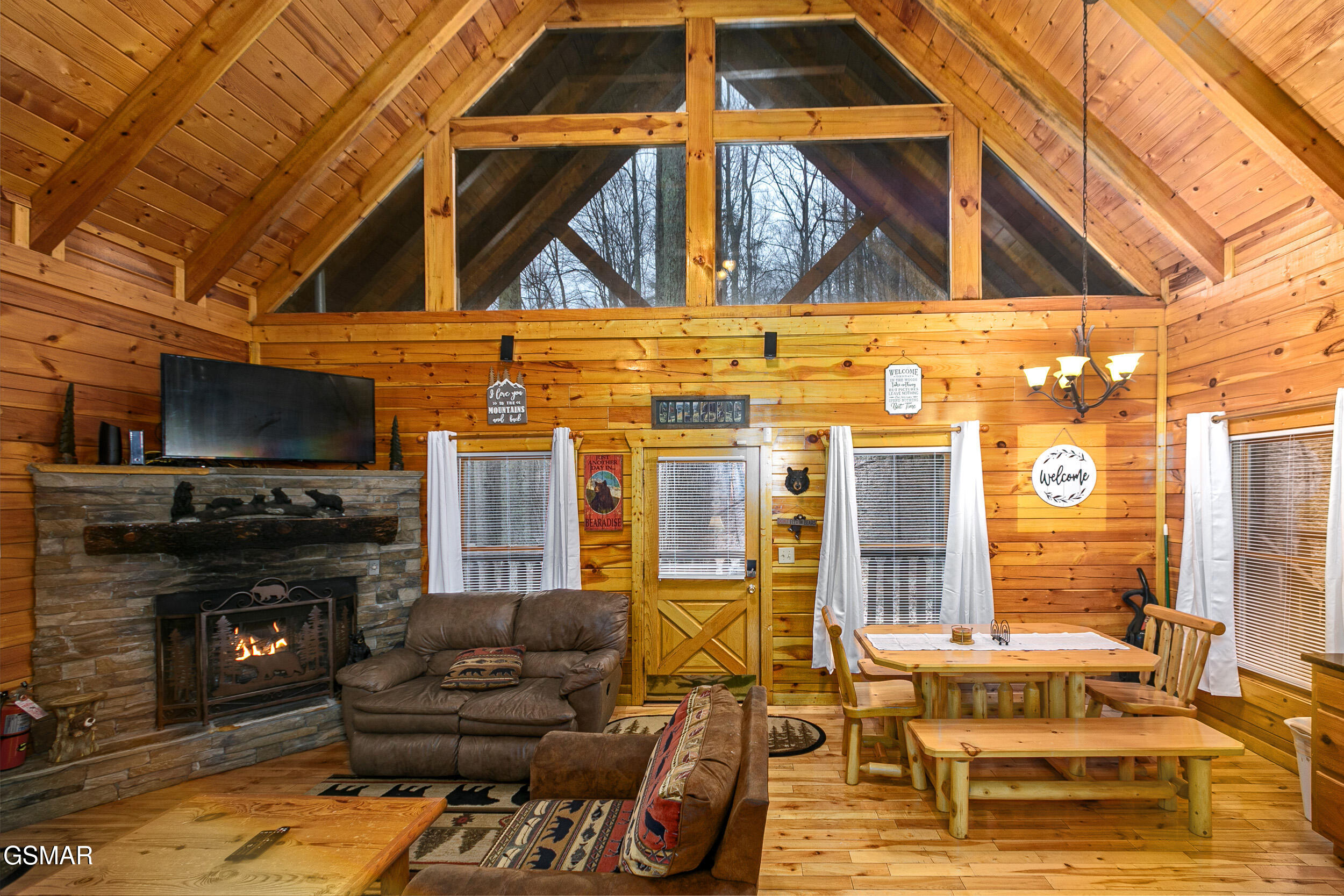 1910 Orchard Drive Sevierville TN 37876