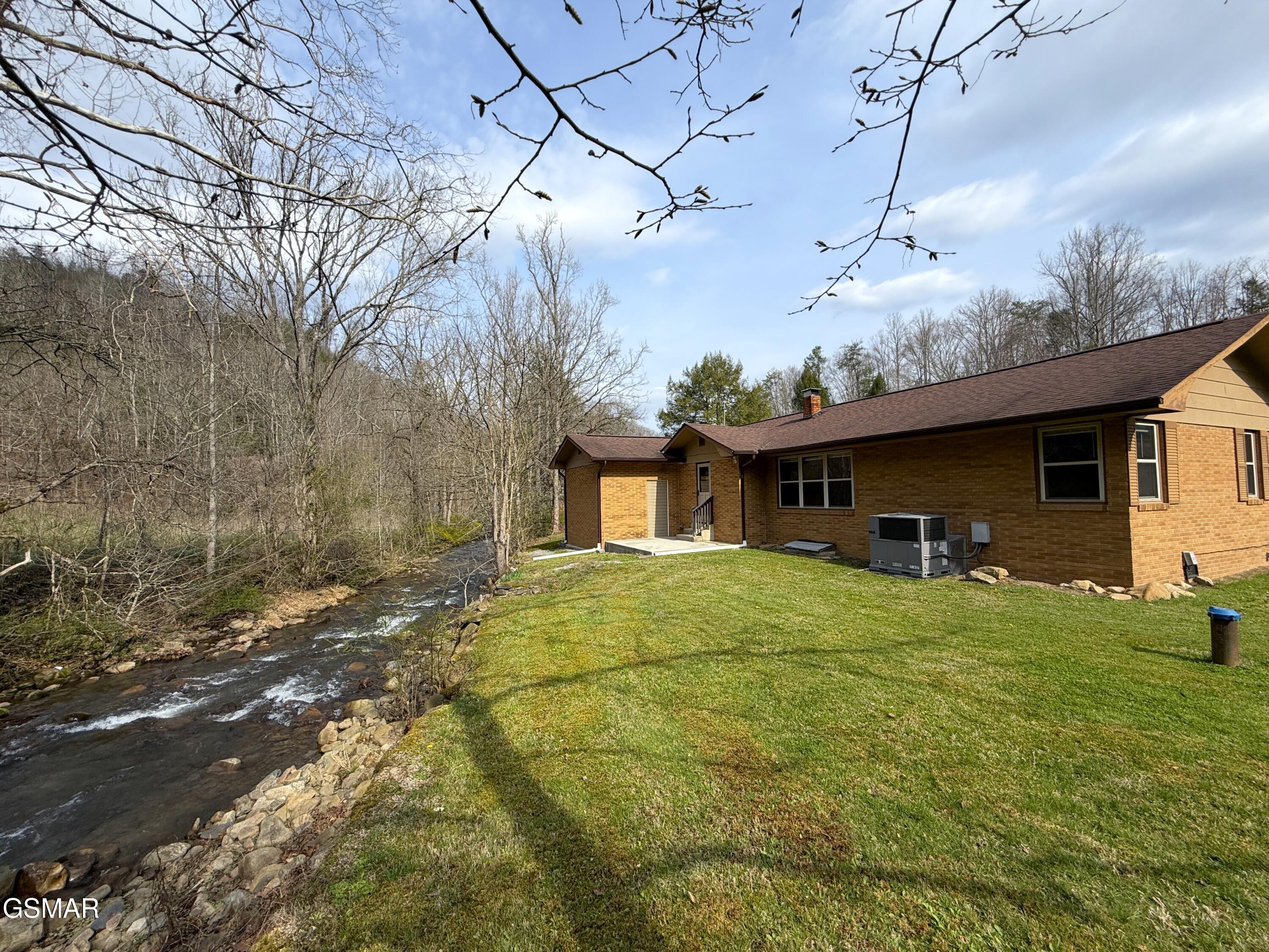 1059 Blue Mill Road Del Rio TN 37727