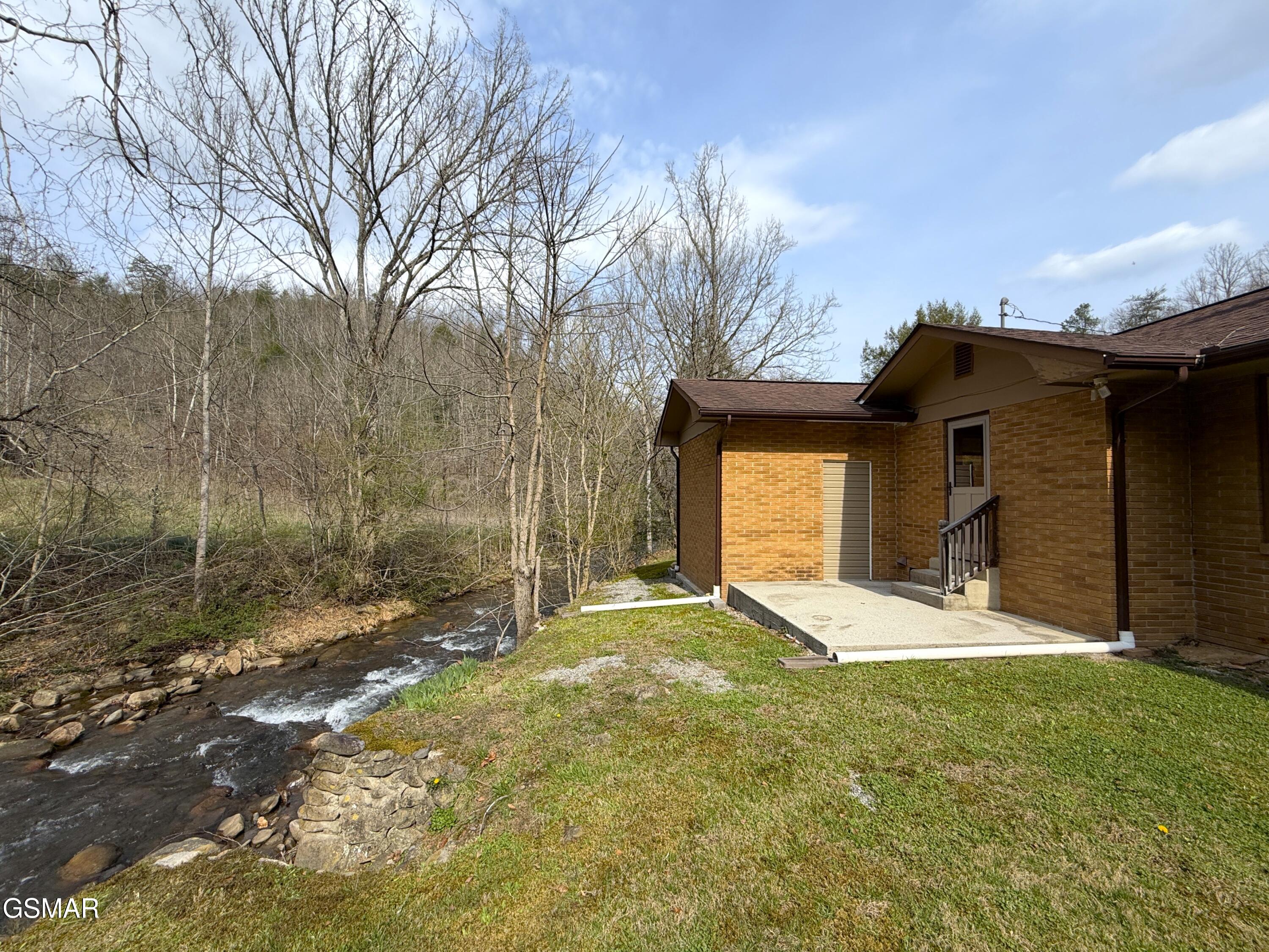 1059 Blue Mill Road Del Rio TN 37727