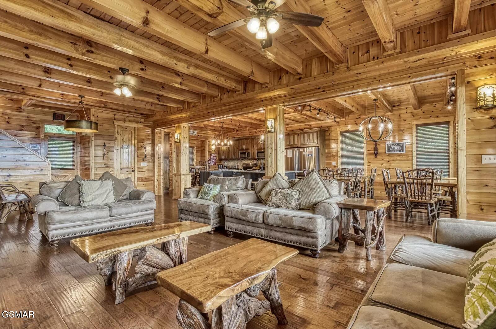 1960 Blackthorn Trail Sevierville TN 37876