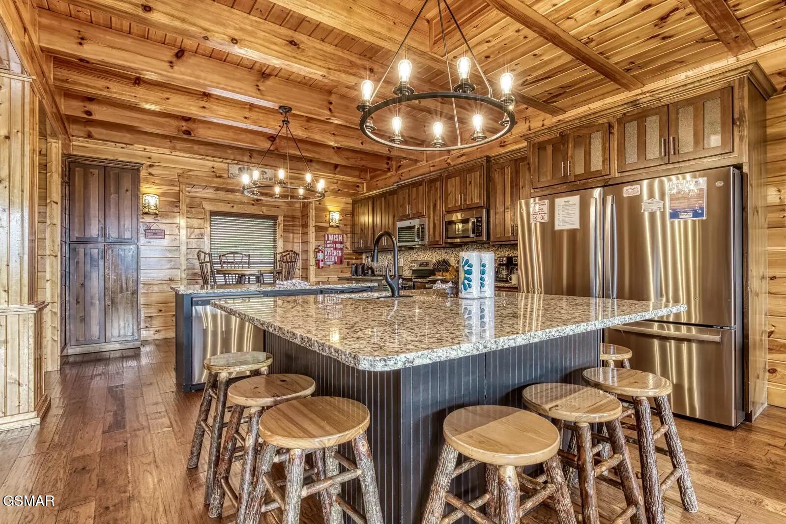 1960 Blackthorn Trail Sevierville TN 37876
