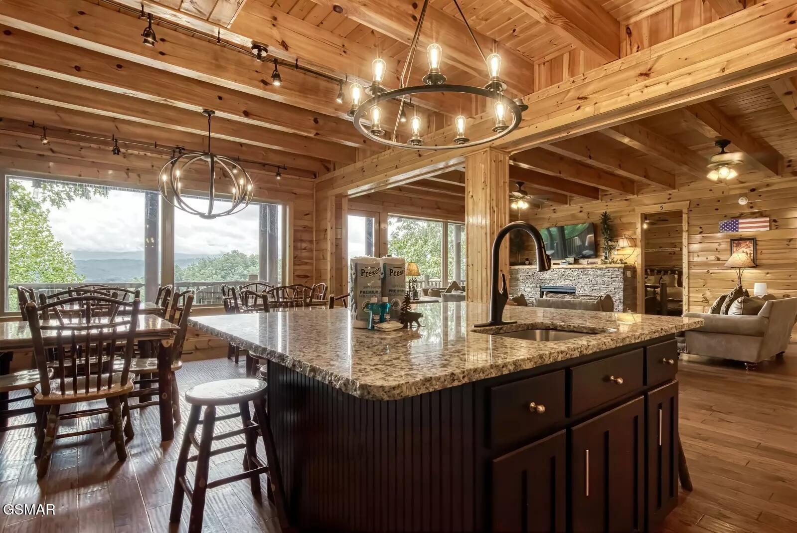 1960 Blackthorn Trail Sevierville TN 37876