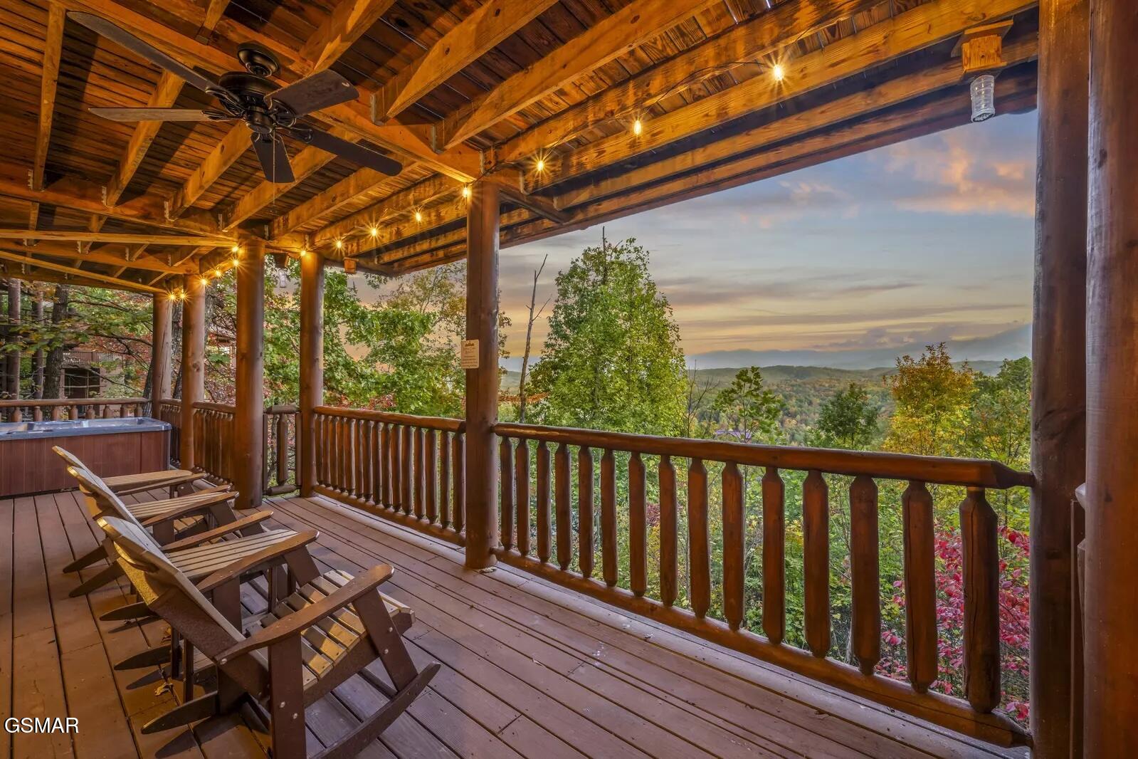 1960 Blackthorn Trail Sevierville TN 37876