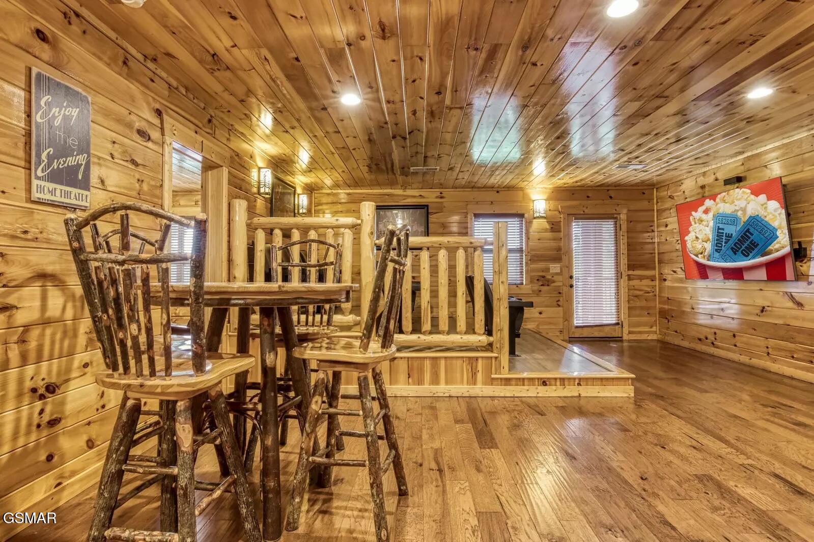 1960 Blackthorn Trail Sevierville TN 37876