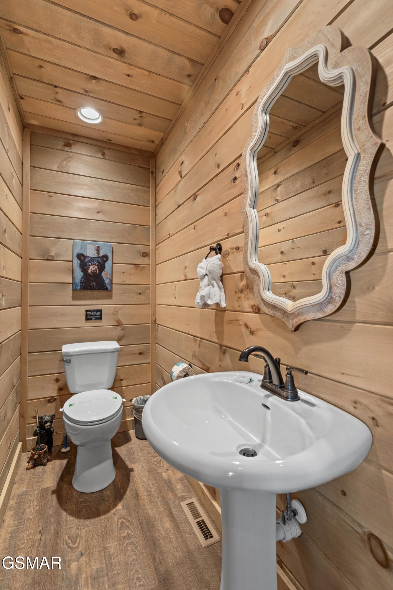 2624 Overholt Trail Sevierville TN 37862