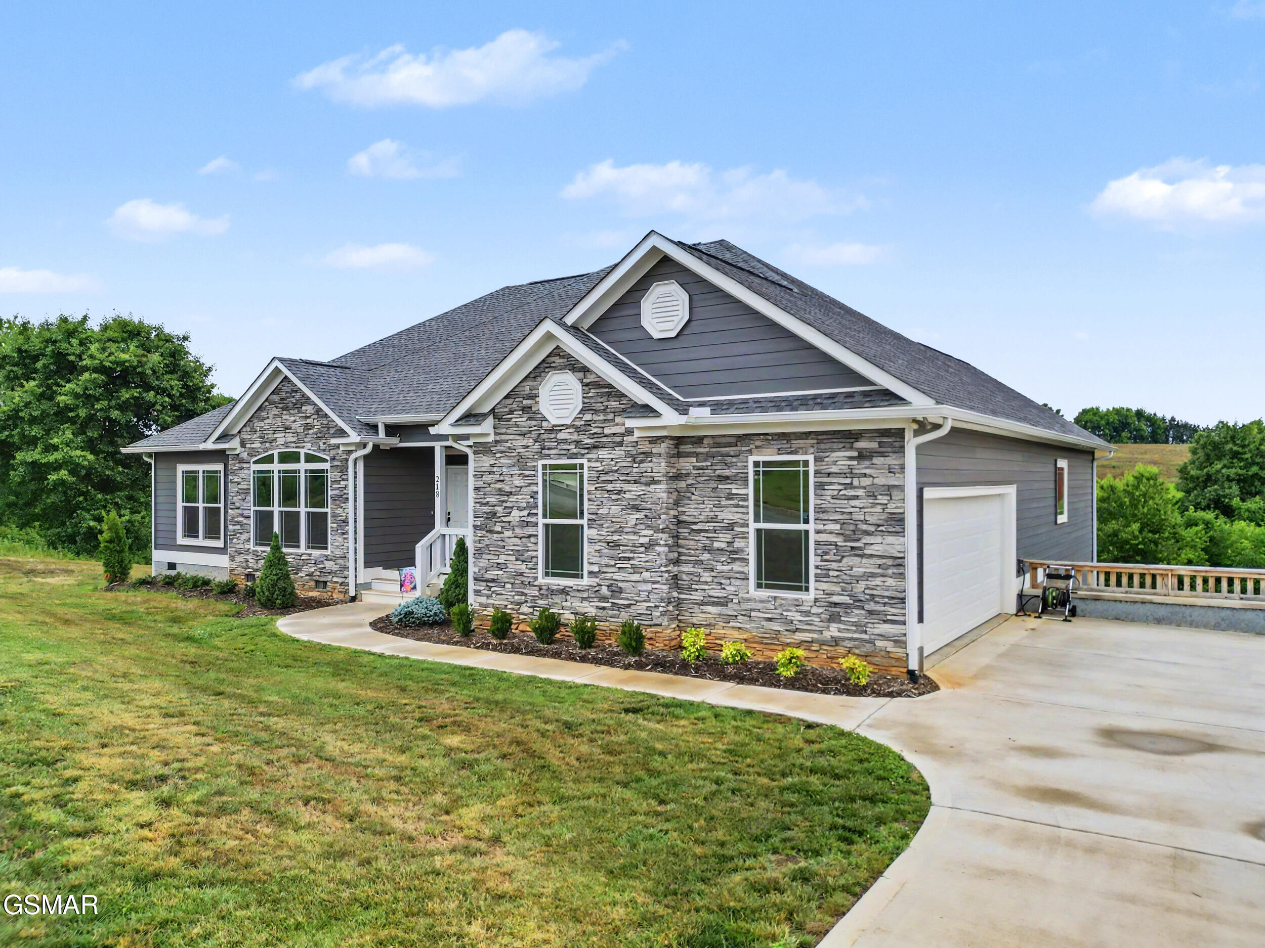 218 Eagle View Drive Dandridge TN 37725