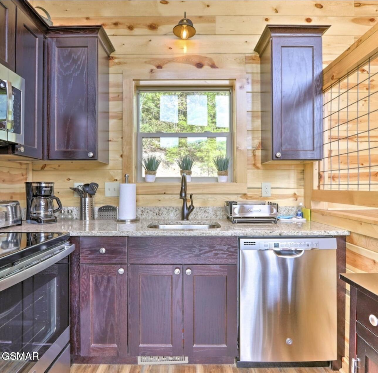 4228 Wears Valley Road Sevierville TN 37862