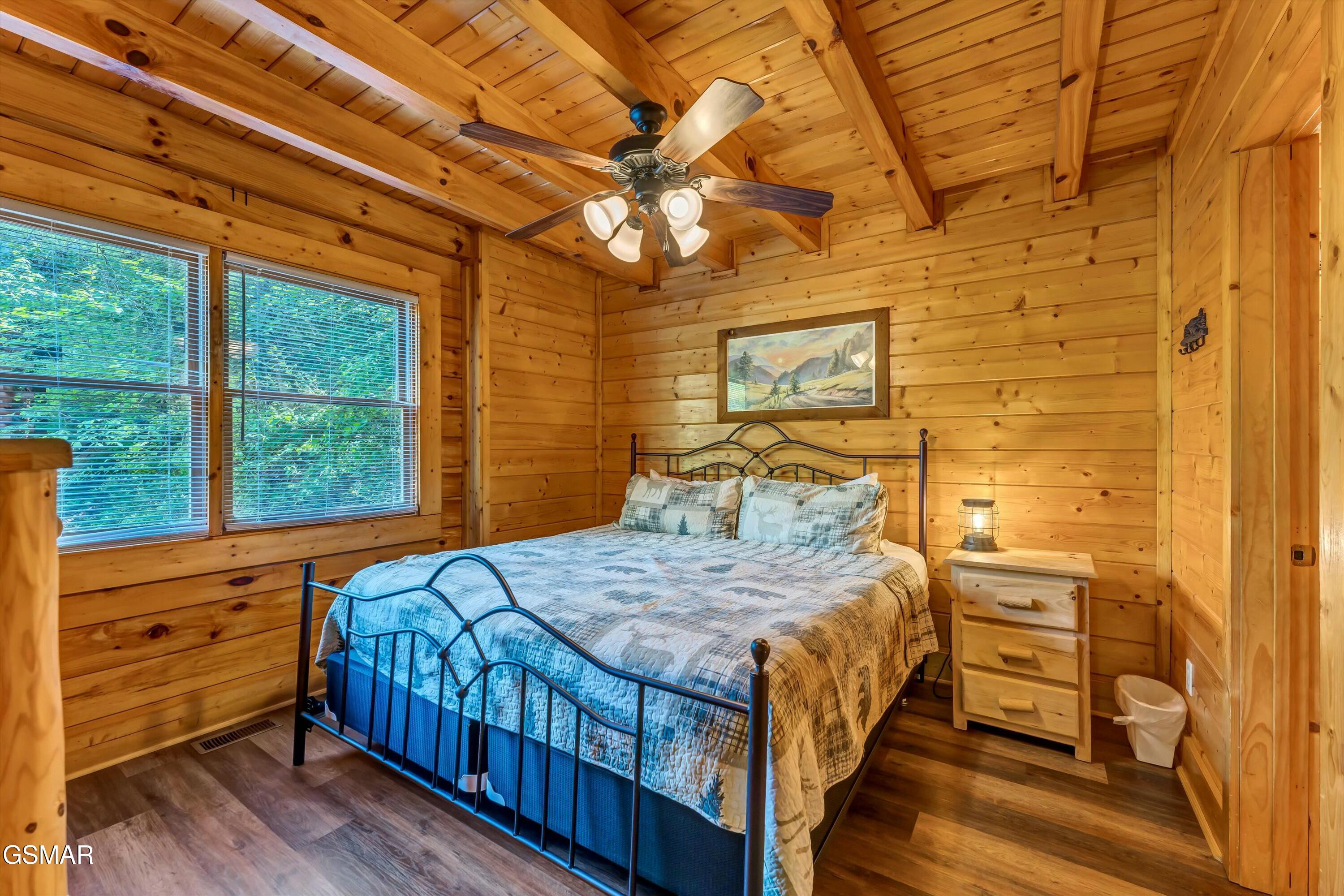 335 Caney Creek Road Pigeon Forge TN 37863