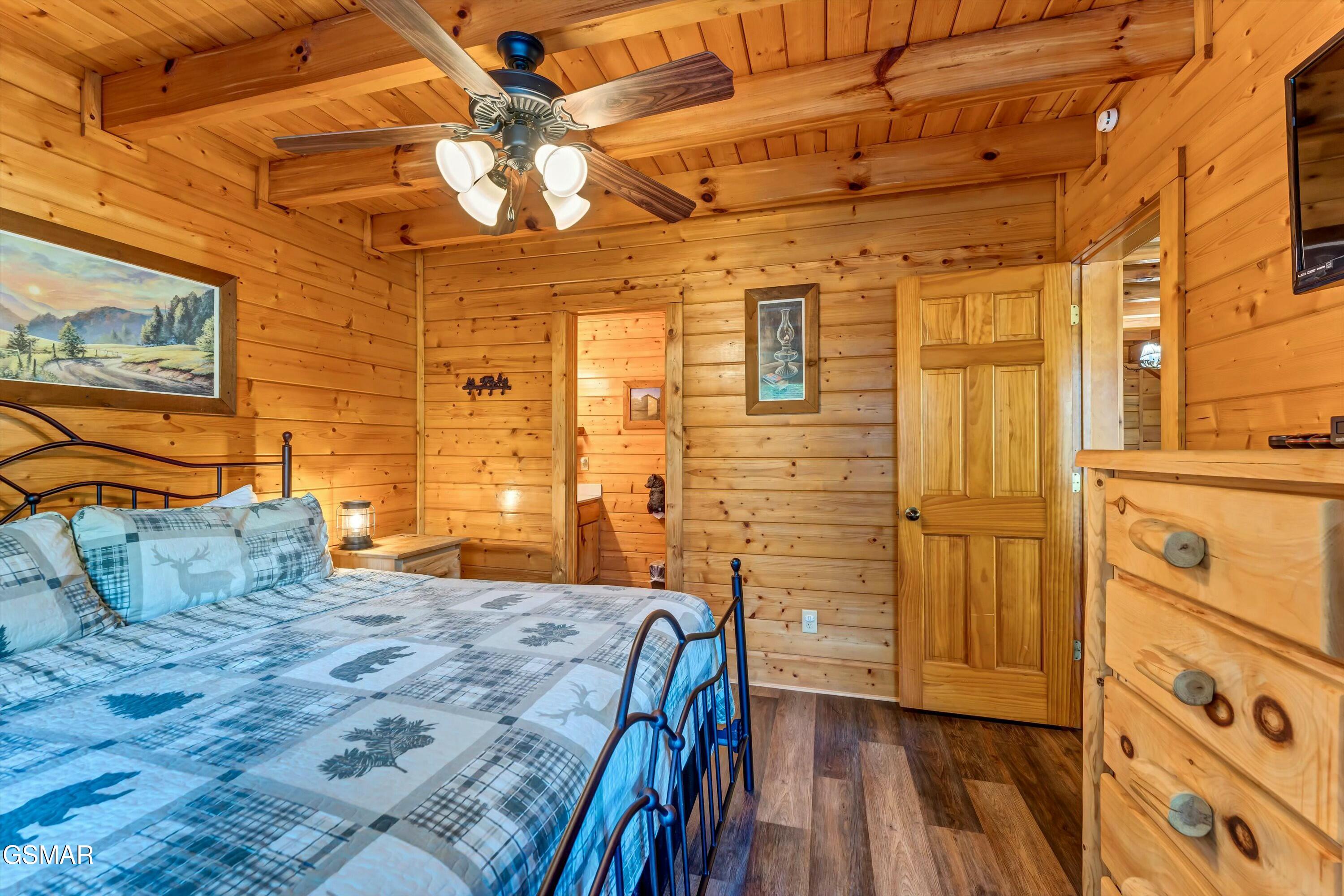 335 Caney Creek Road Pigeon Forge TN 37863