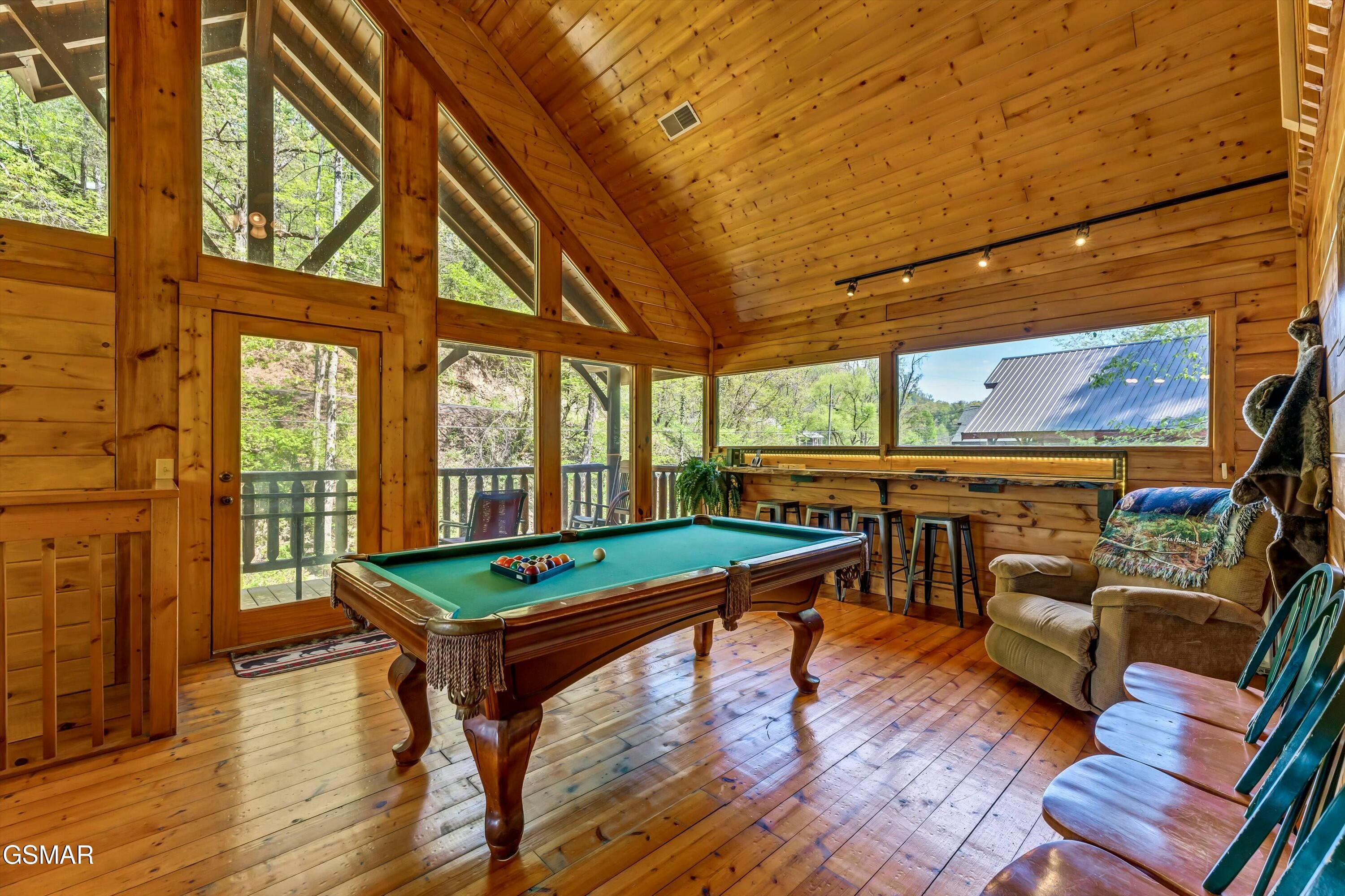 335 Caney Creek Road Pigeon Forge TN 37863