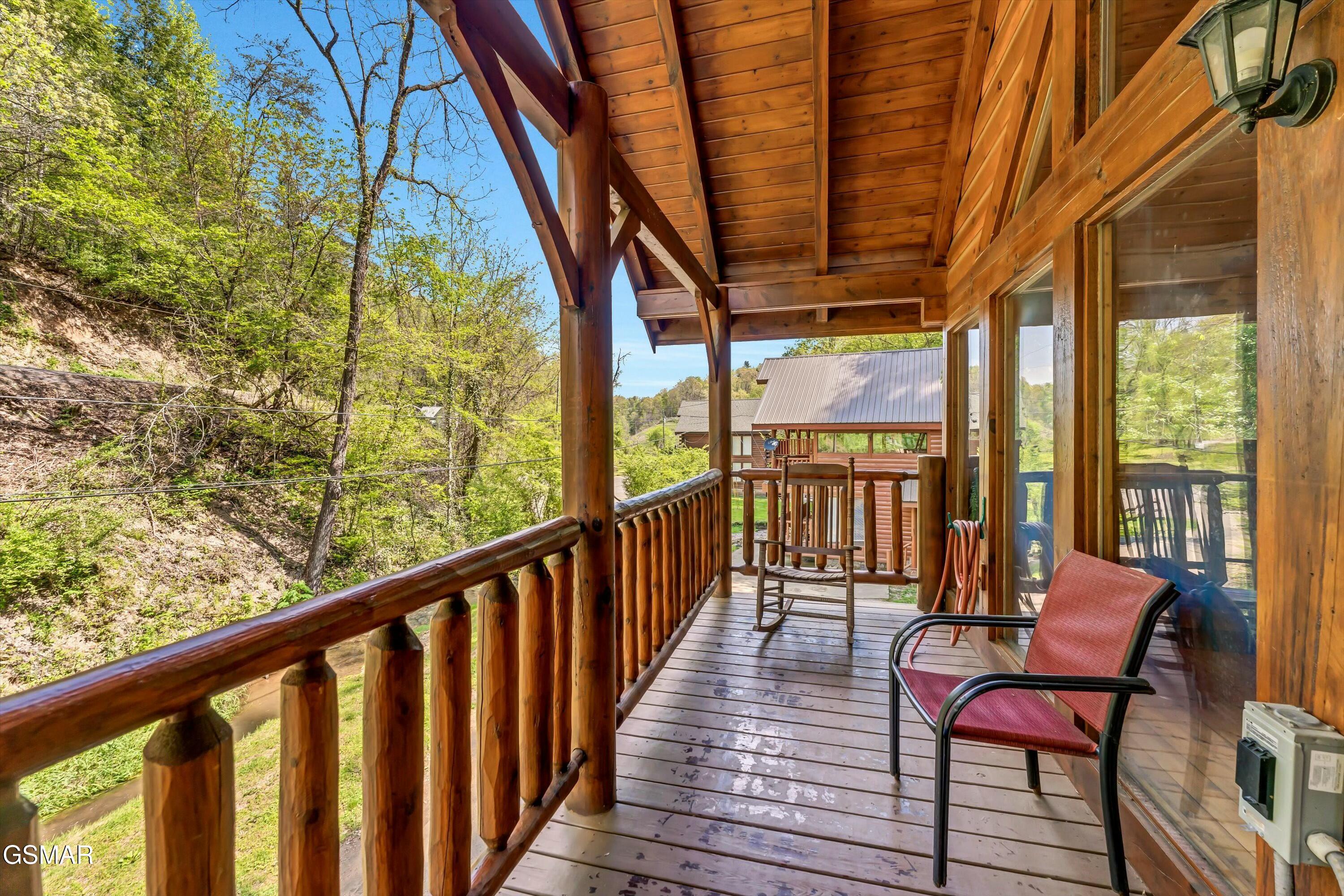 335 Caney Creek Road Pigeon Forge TN 37863