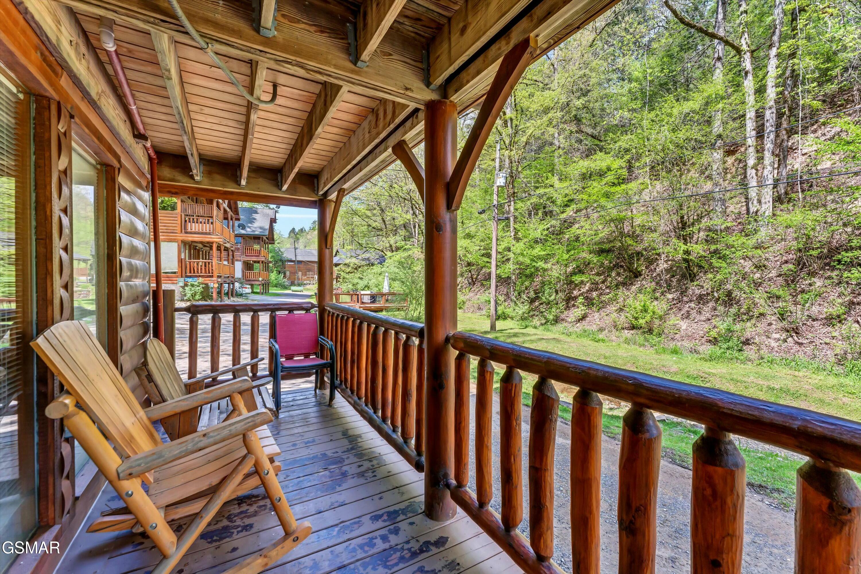 335 Caney Creek Road Pigeon Forge TN 37863