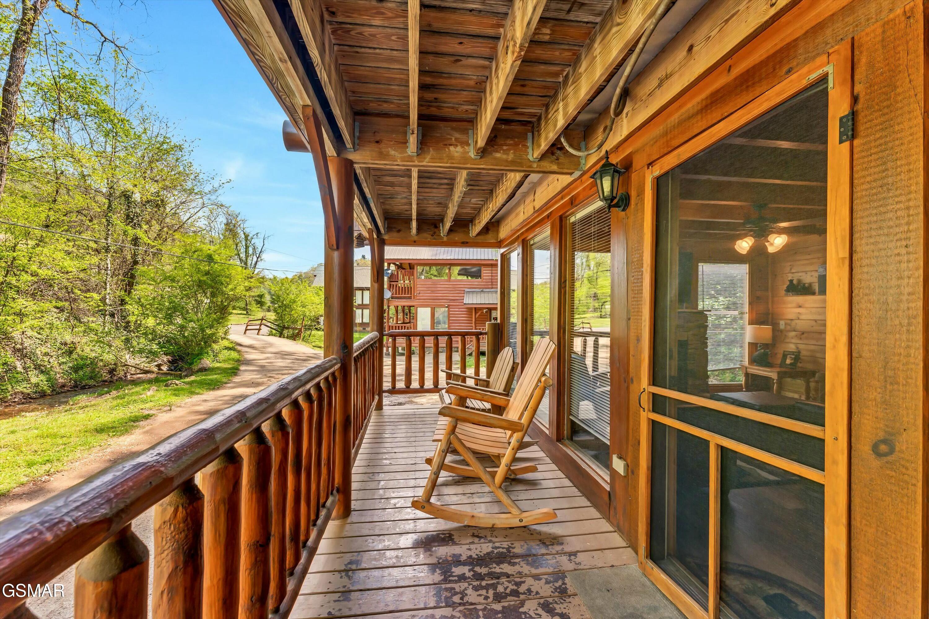 335 Caney Creek Road Pigeon Forge TN 37863