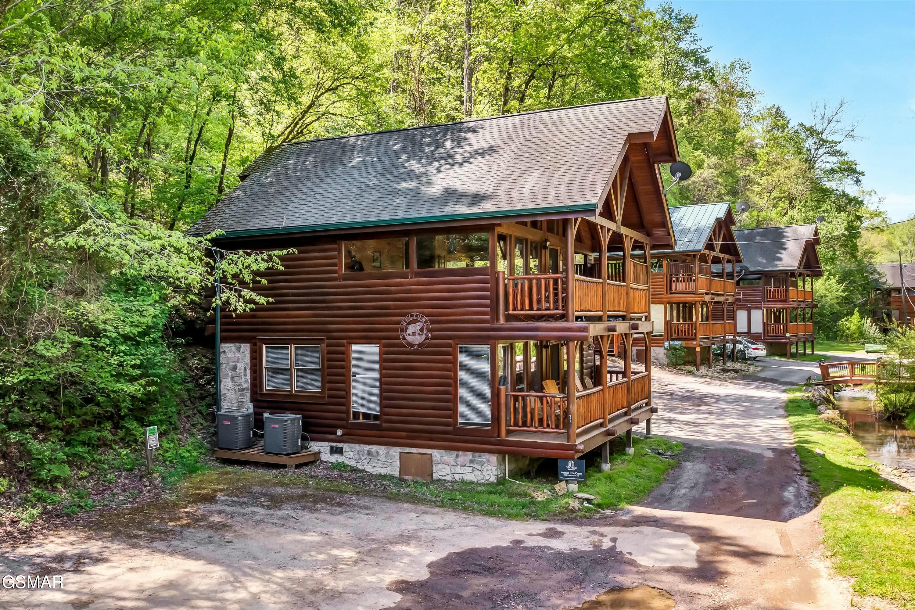 335 Caney Creek Road Pigeon Forge TN 37863