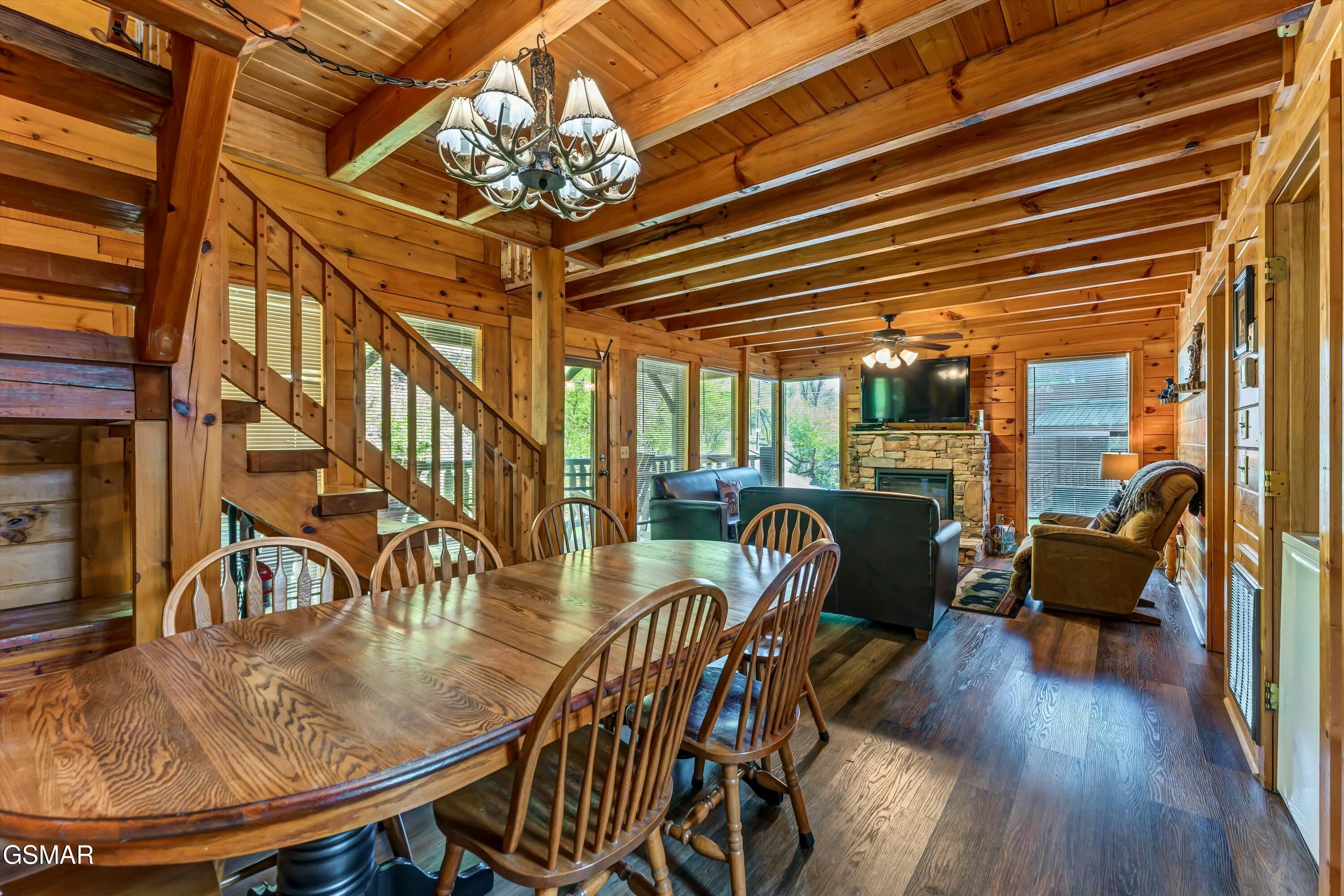 335 Caney Creek Road Pigeon Forge TN 37863