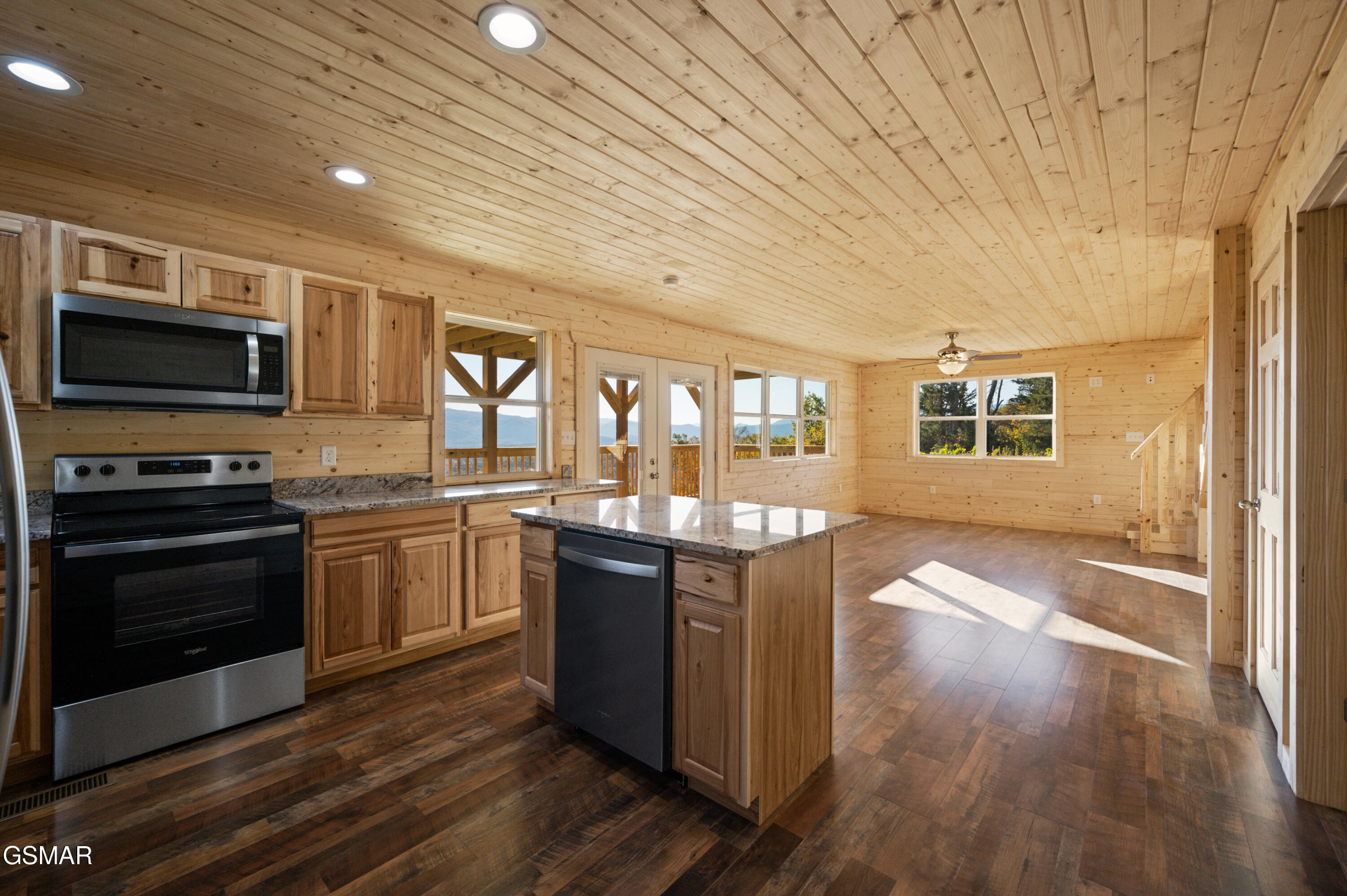 855 S Ridge Way Cosby TN 37722