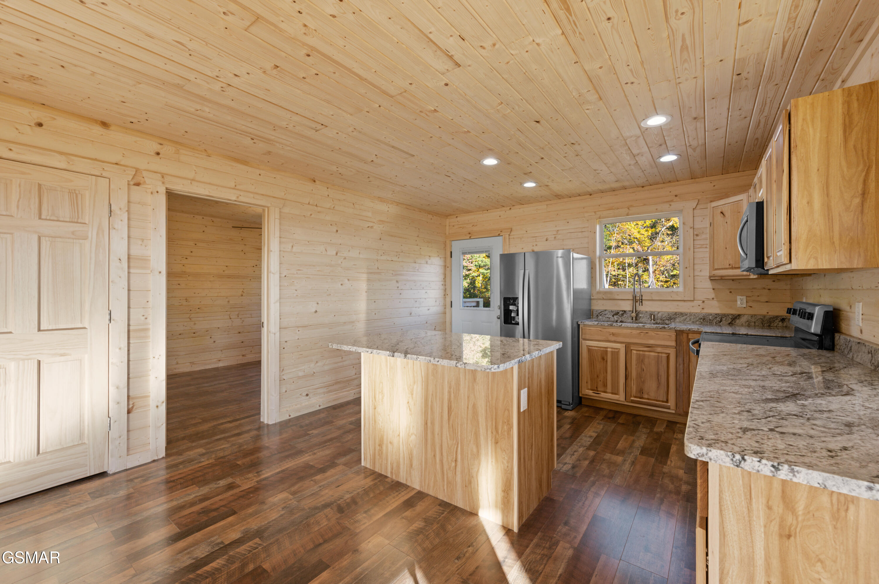 855 S Ridge Way Cosby TN 37722