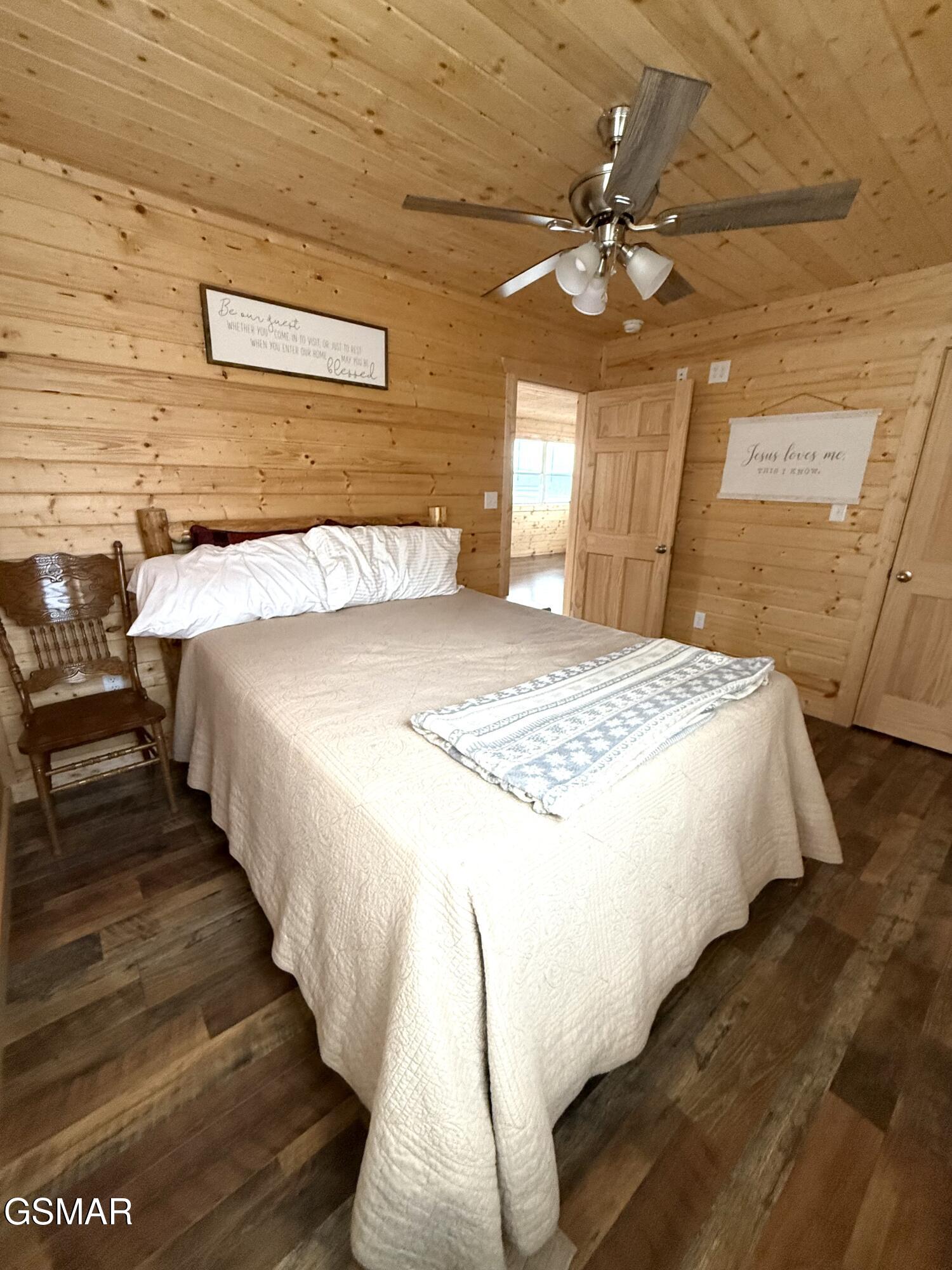 855 S Ridge Way Cosby TN 37722