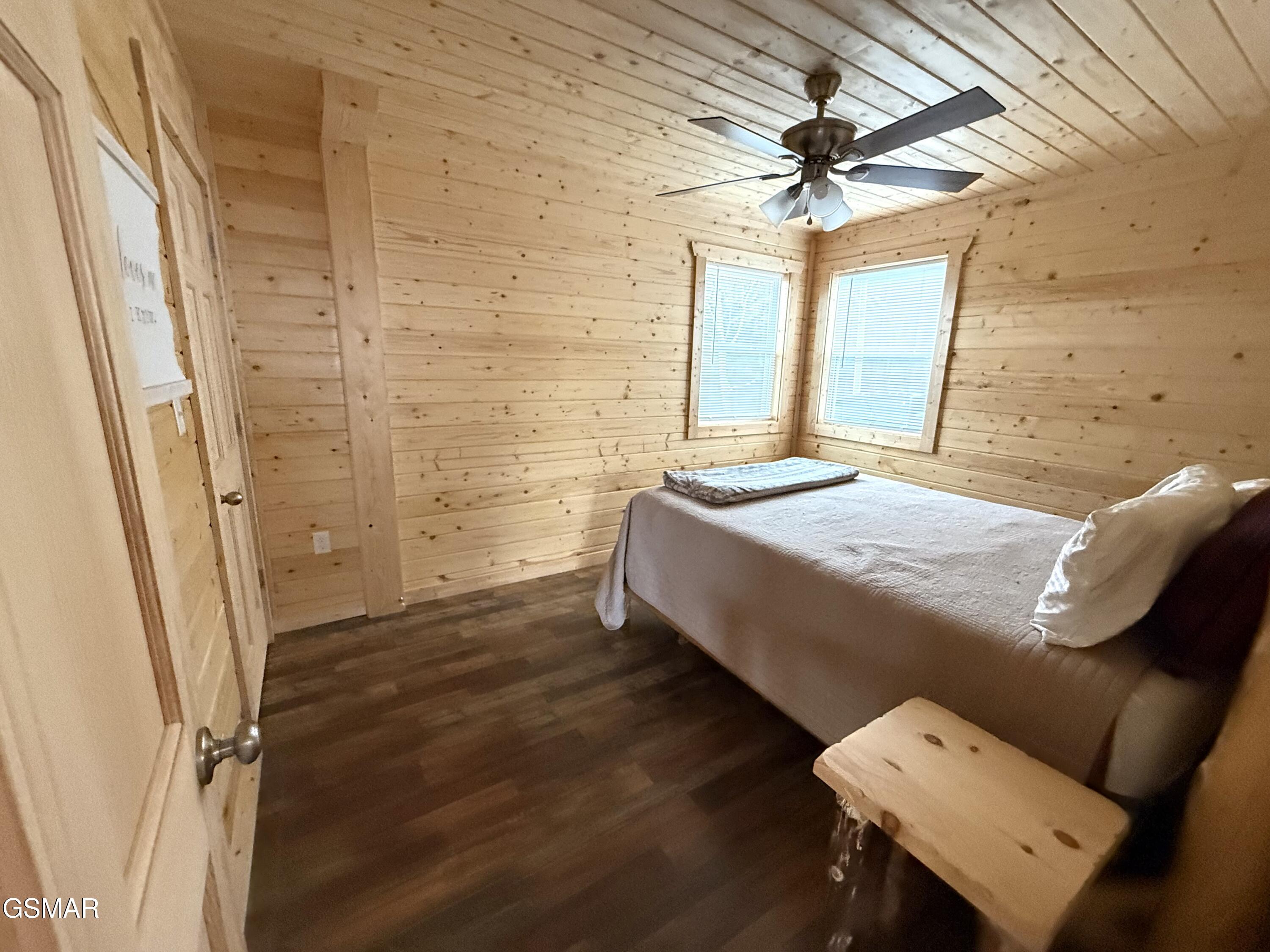 855 S Ridge Way Cosby TN 37722