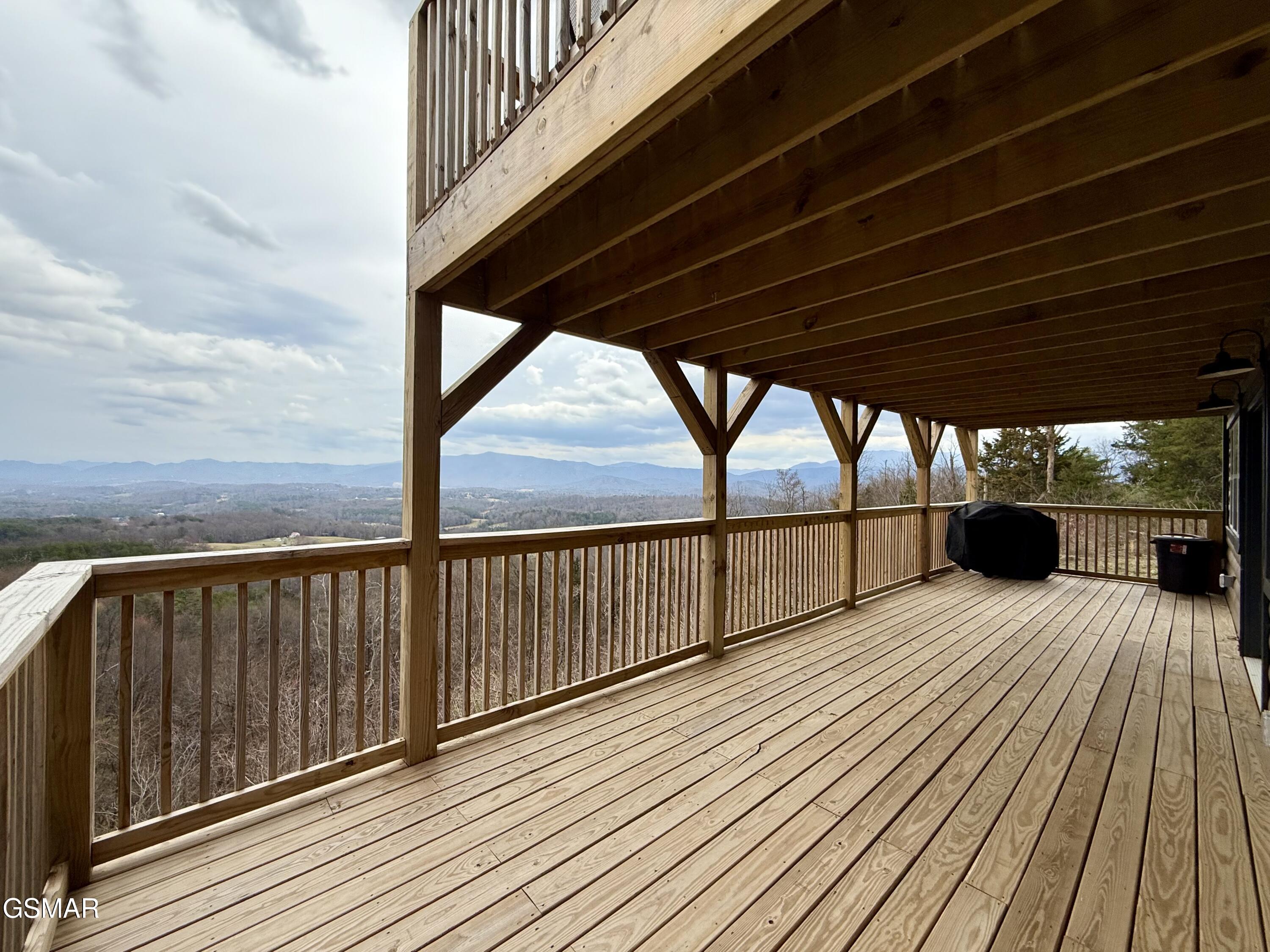 855 S Ridge Way Cosby TN 37722