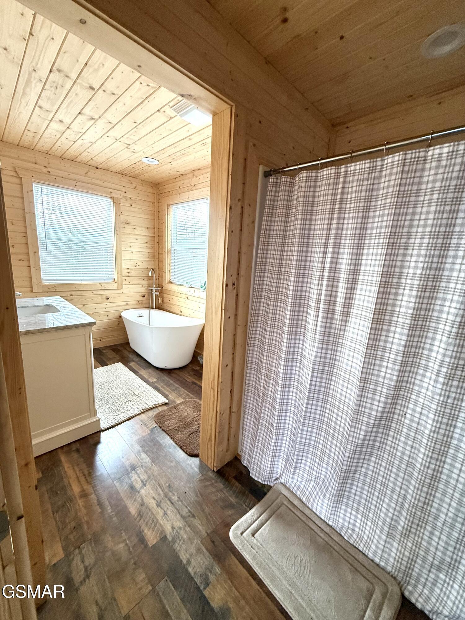 855 S Ridge Way Cosby TN 37722