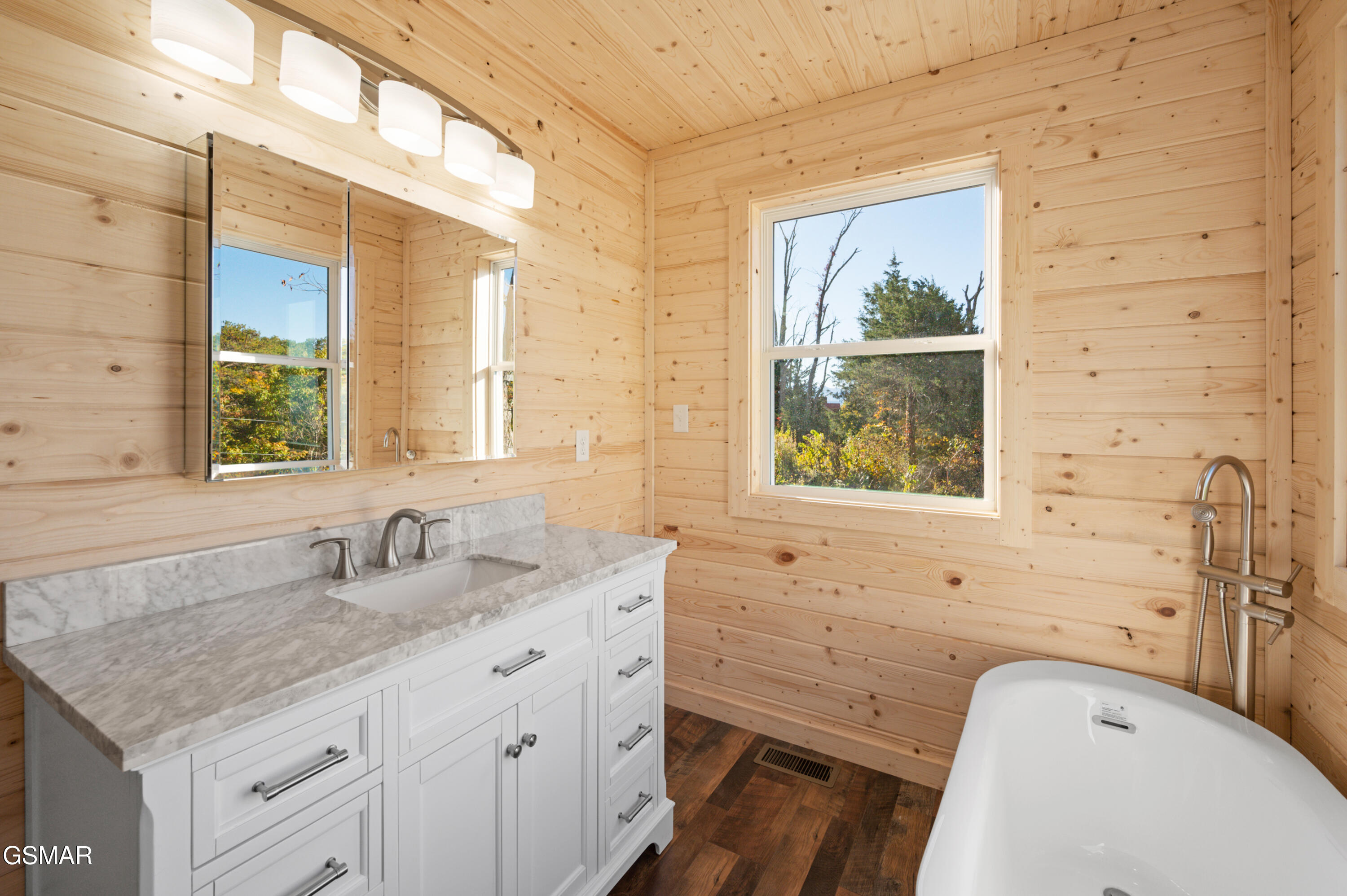 855 S Ridge Way Cosby TN 37722