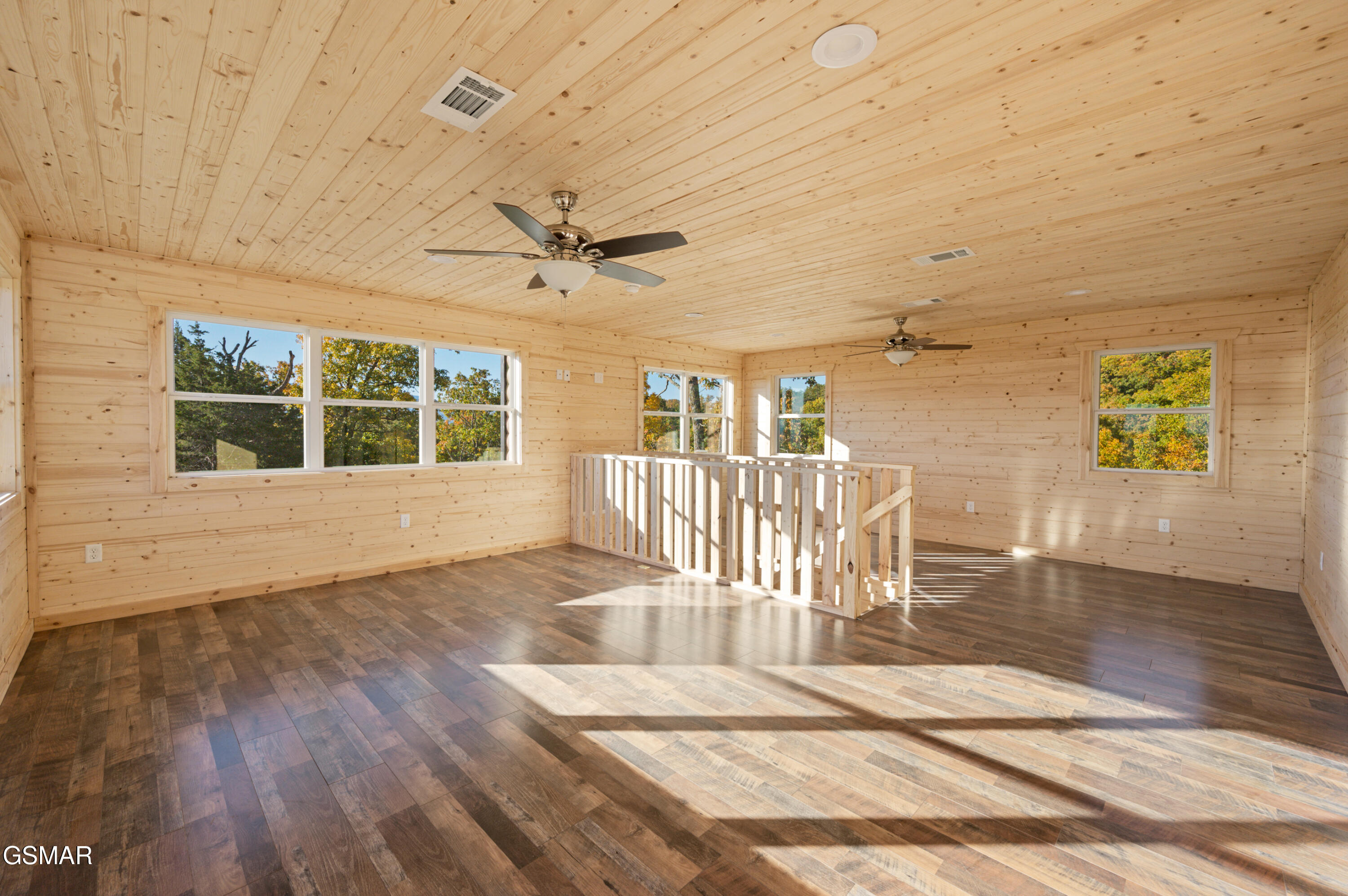 855 S Ridge Way Cosby TN 37722