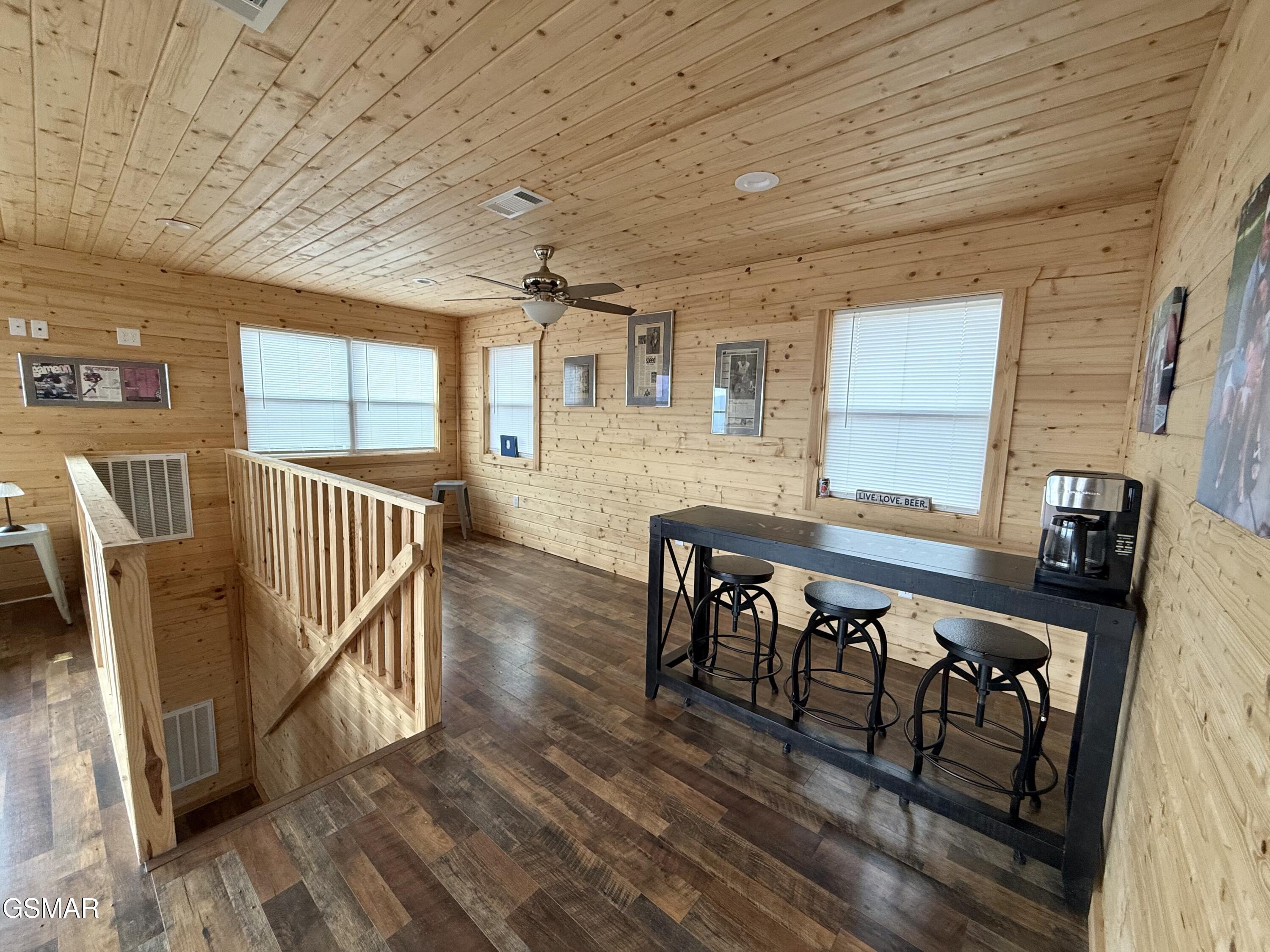 855 S Ridge Way Cosby TN 37722