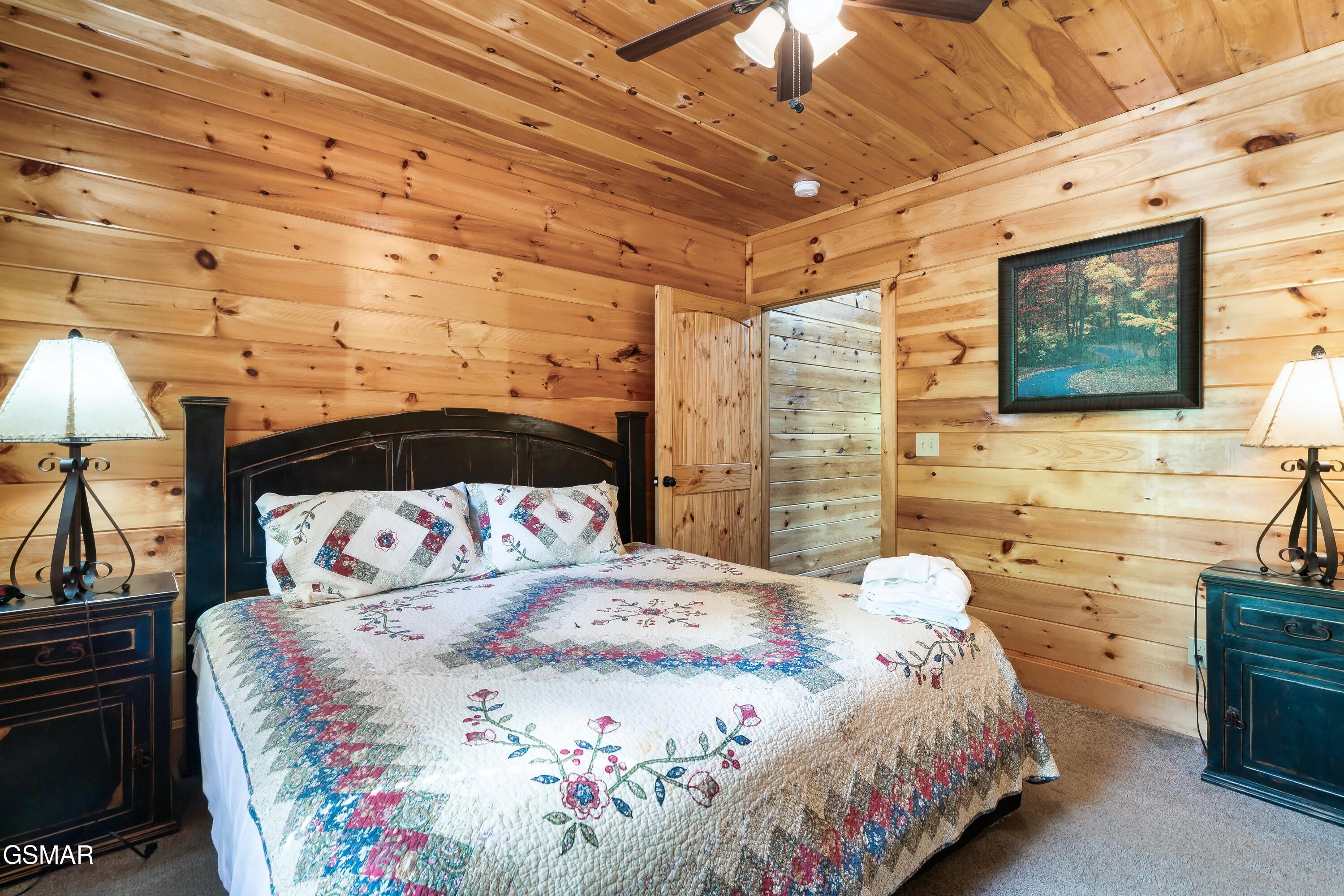 1924 Bear Creek Falls Way Sevierville TN 37876