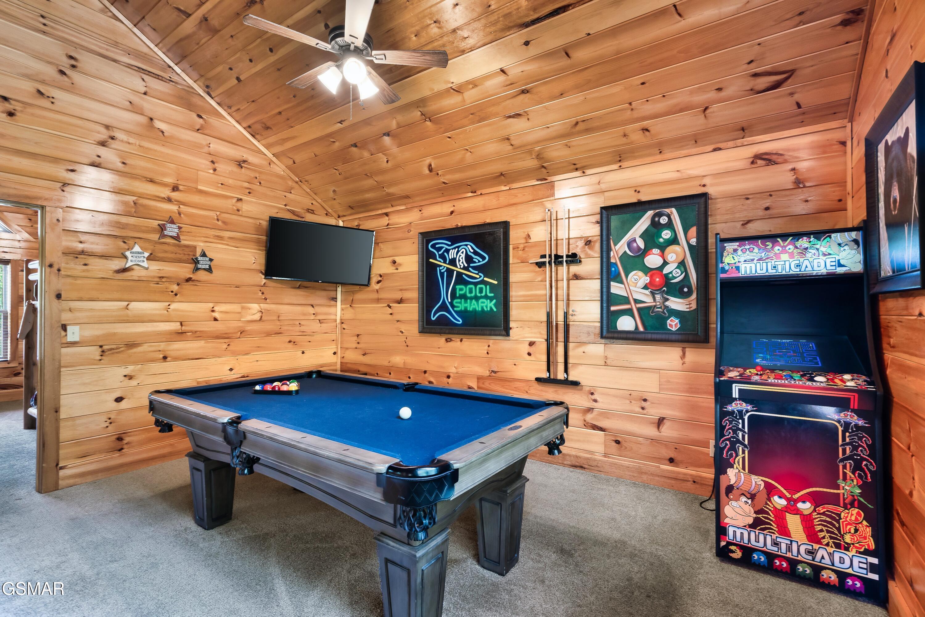 1924 Bear Creek Falls Way Sevierville TN 37876