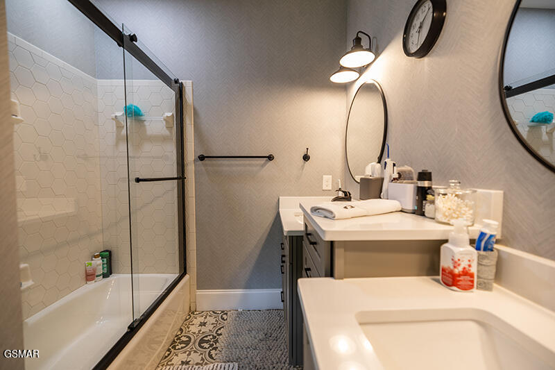 8719 Inlet Drive Knoxville TN 37922