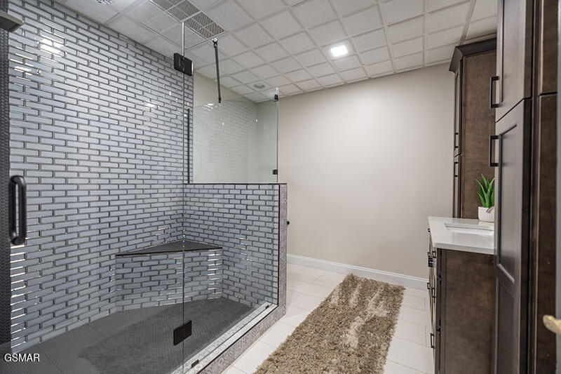 8719 Inlet Drive Knoxville TN 37922