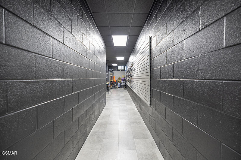 8719 Inlet Drive Knoxville TN 37922