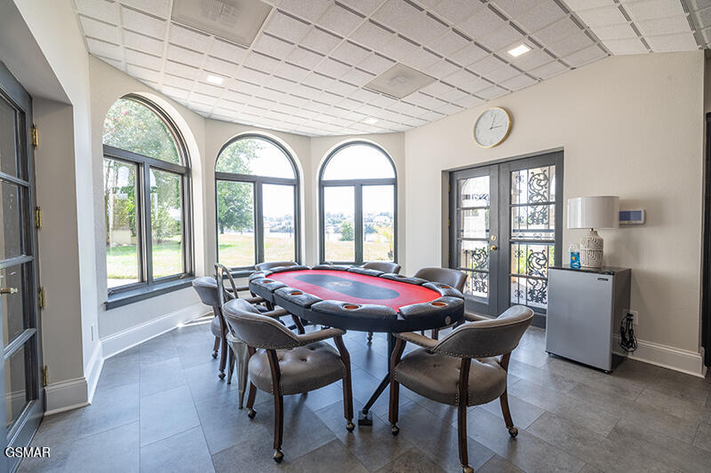 8719 Inlet Drive Knoxville TN 37922