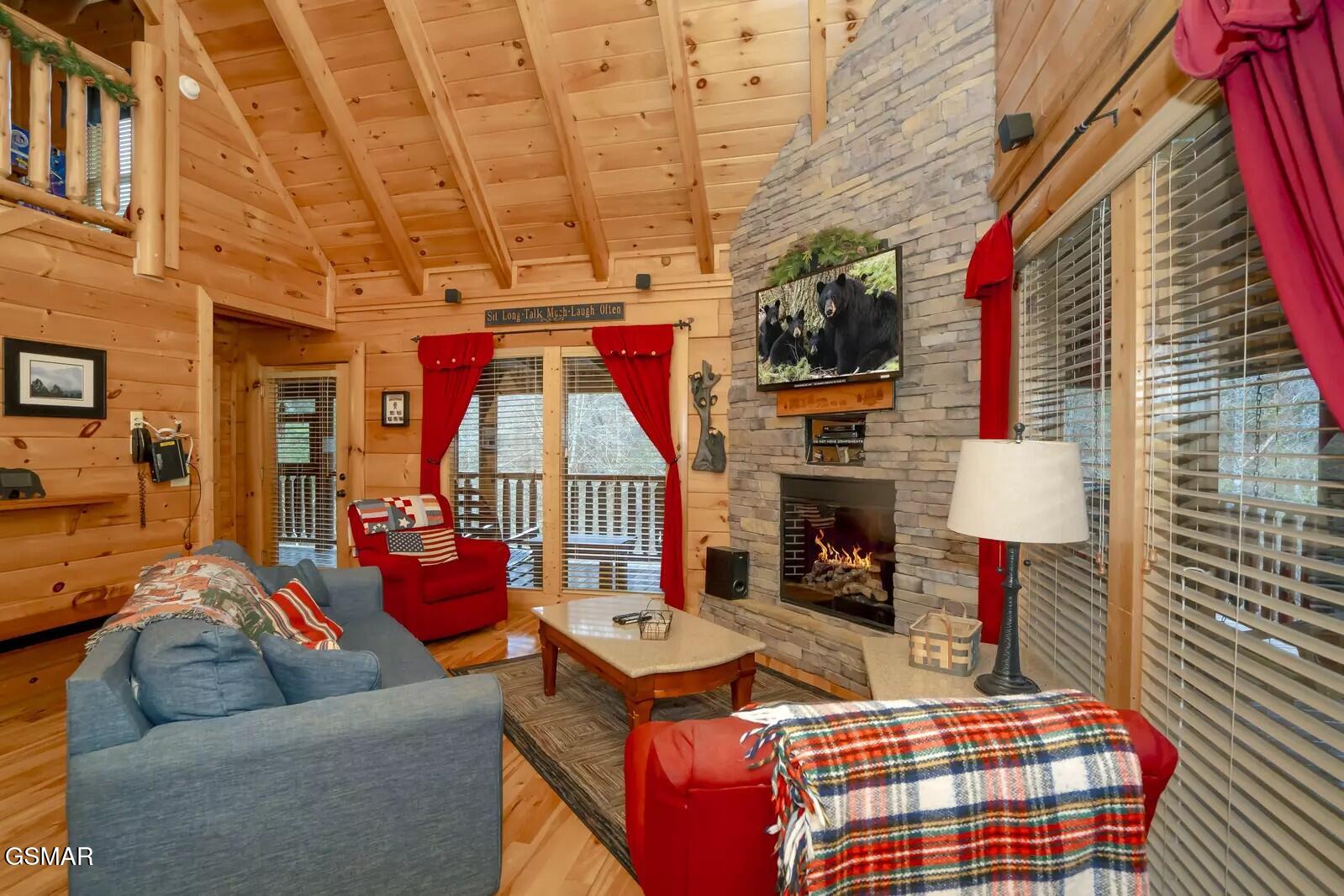 1928 Bear Creek Falls Way Sevierville TN 37862