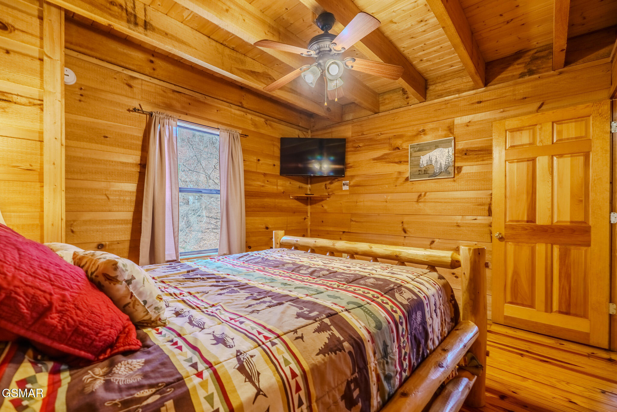 1739 W Sky View Drive Sevierville TN 37876