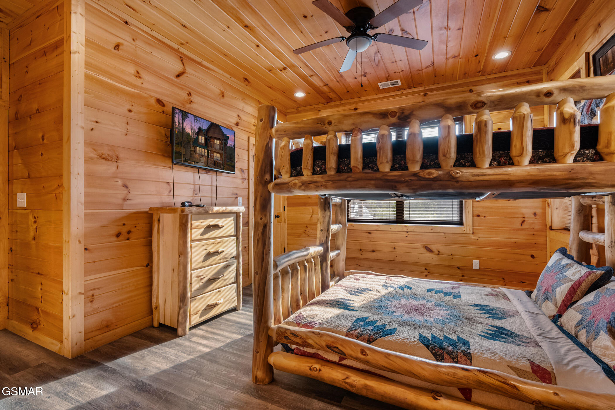 2804 Murray Ridge Road Sevierville TN 37876