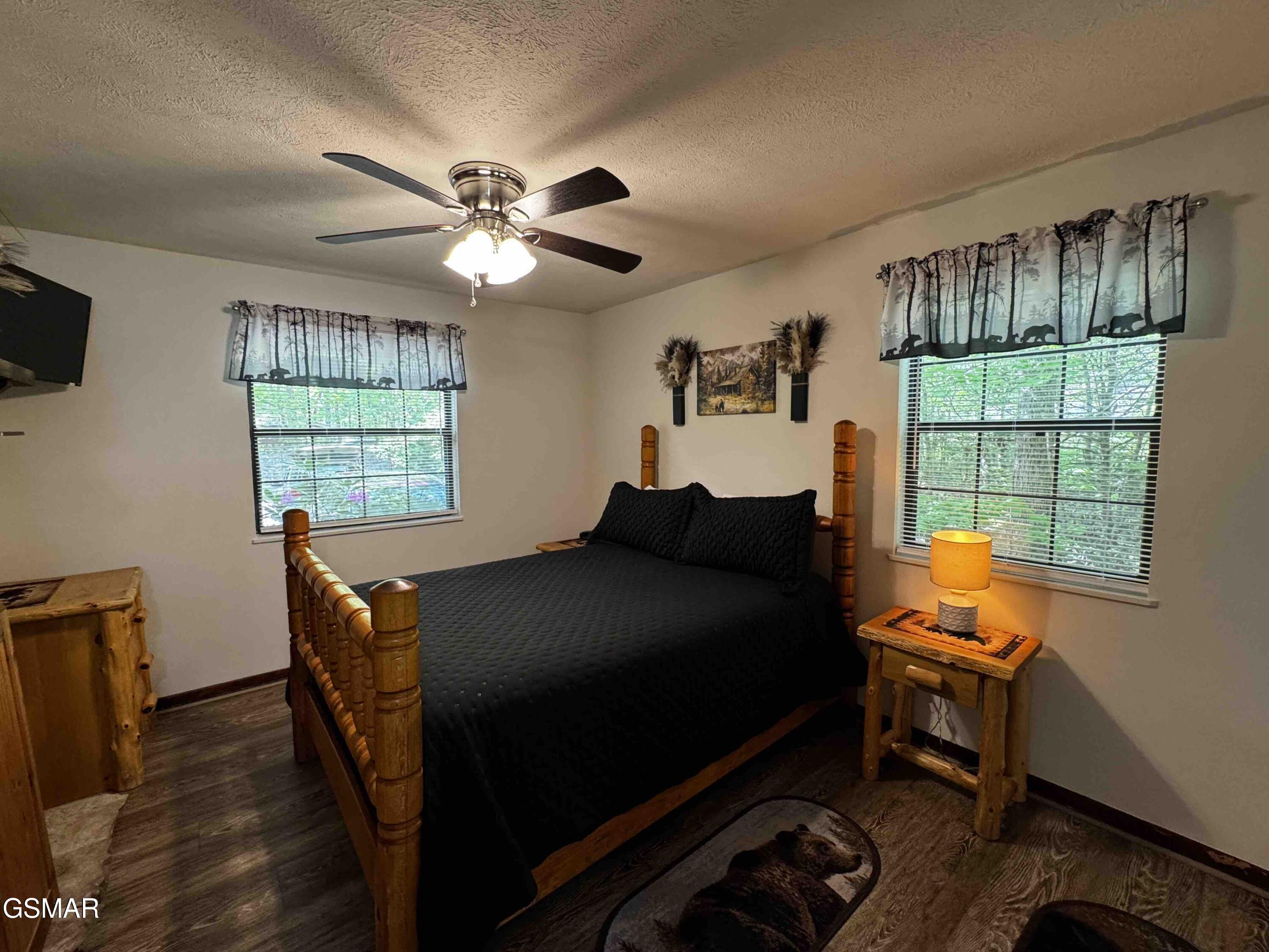 653 Oaks View Court Pigeon Forge TN 37863