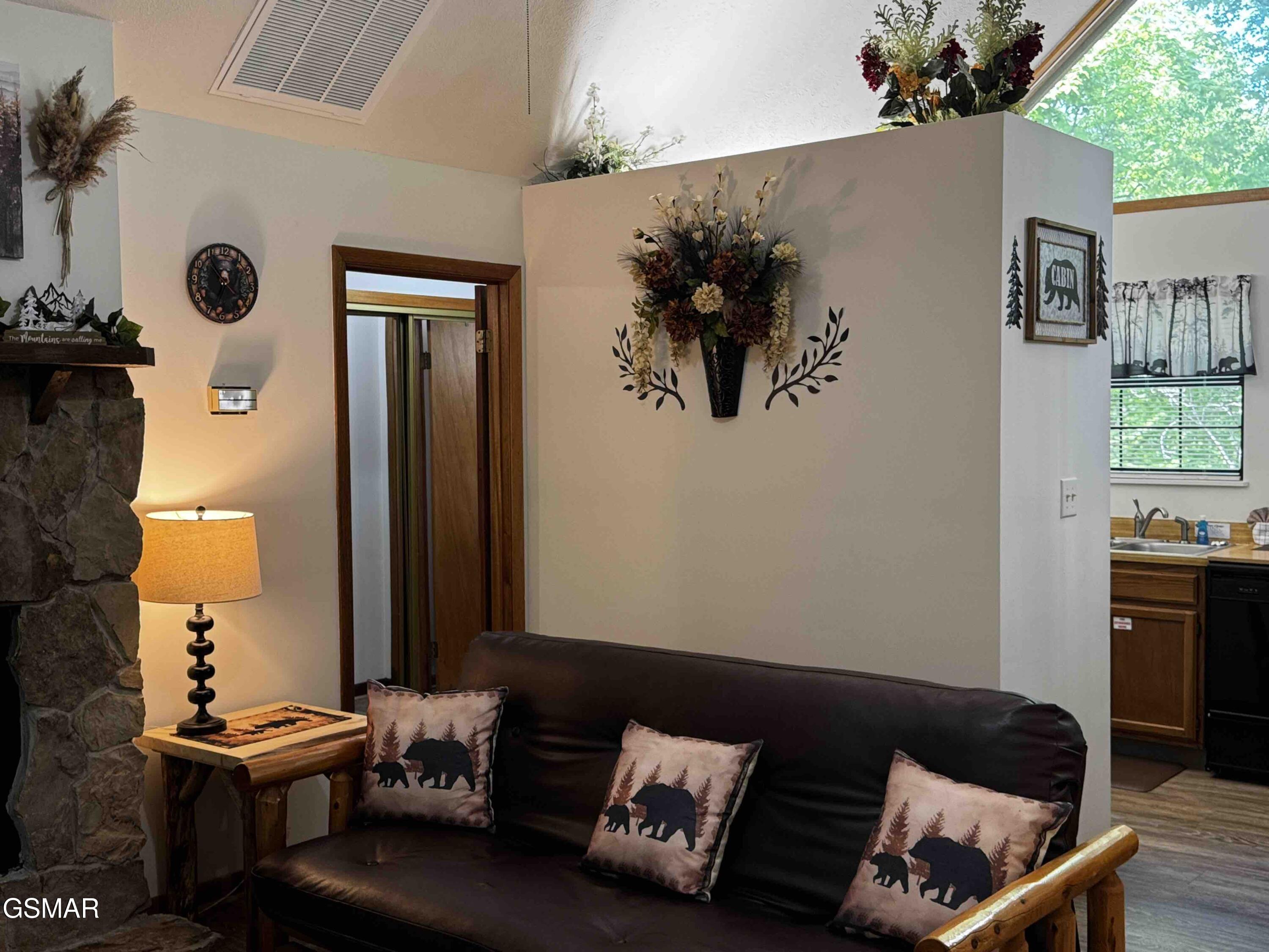 653 Oaks View Court Pigeon Forge TN 37863