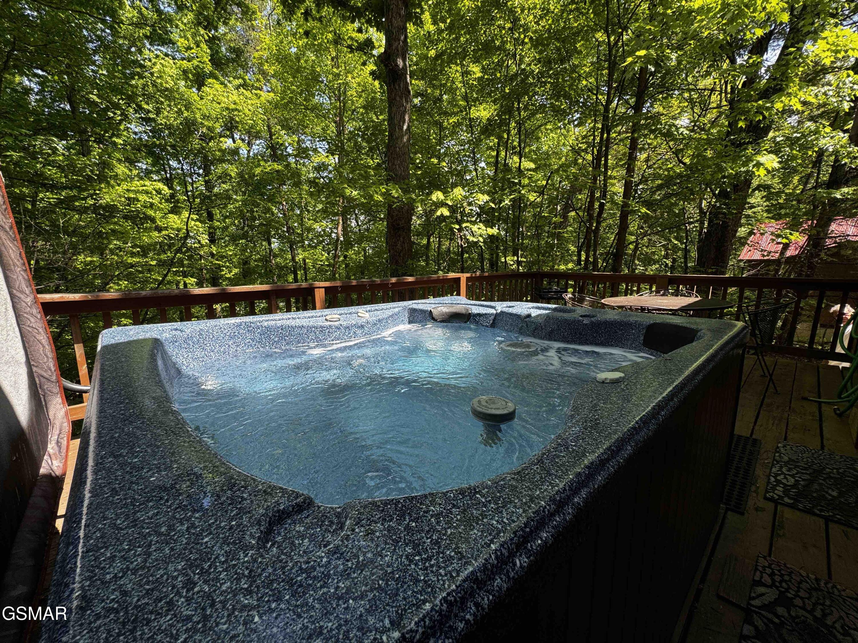 653 Oaks View Court Pigeon Forge TN 37863