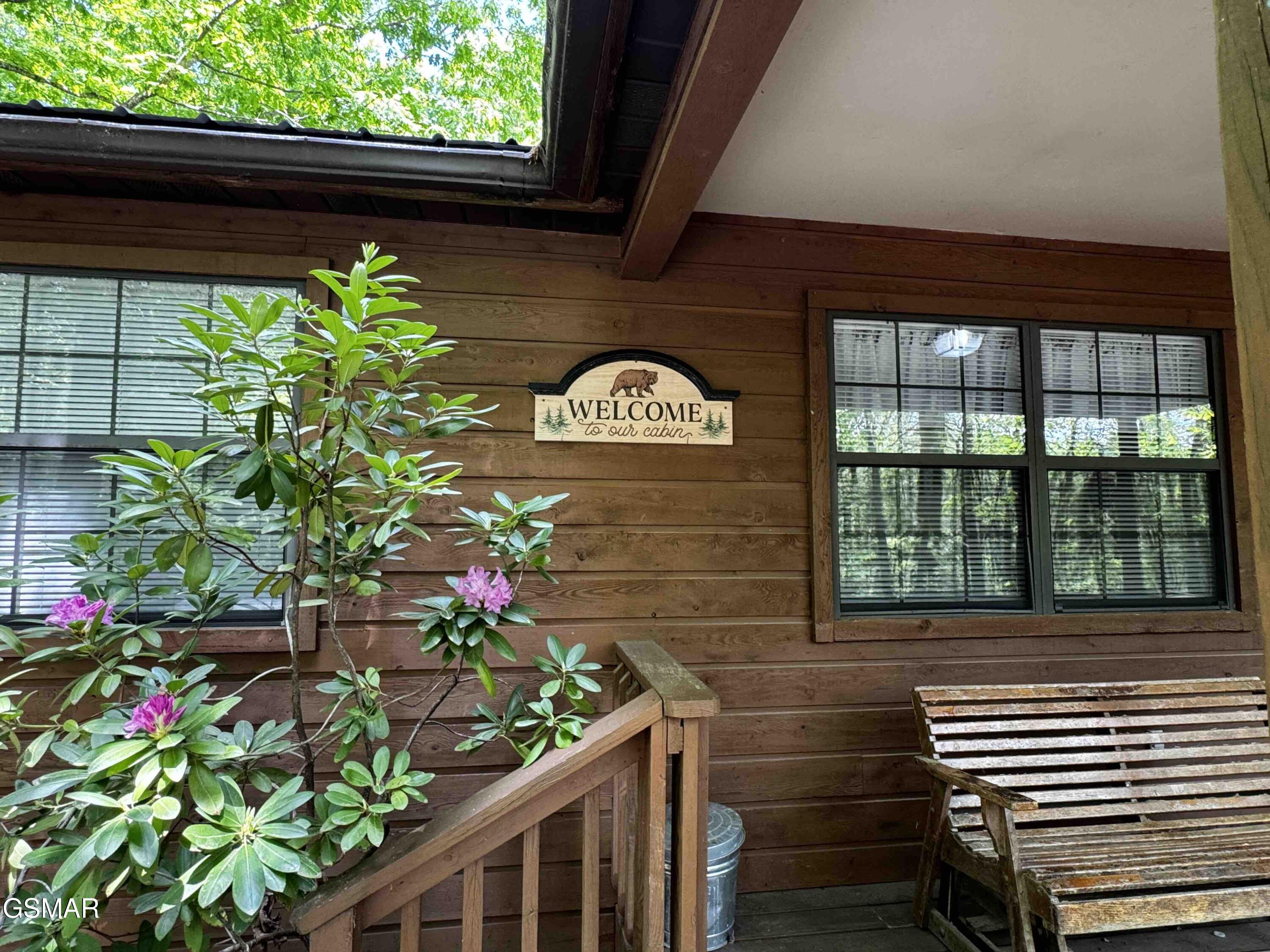 653 Oaks View Court Pigeon Forge TN 37863