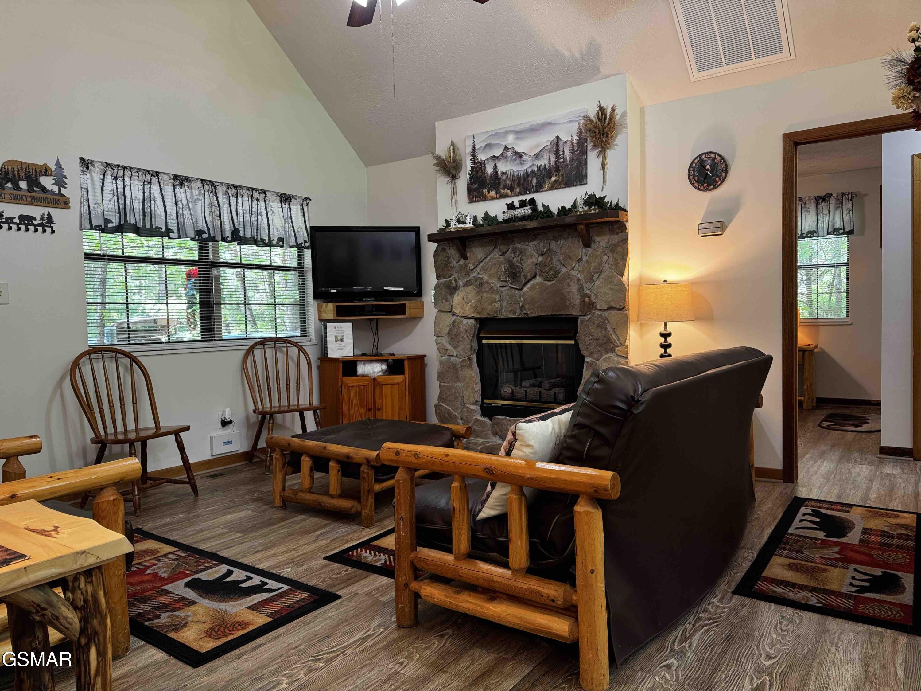 653 Oaks View Court Pigeon Forge TN 37863