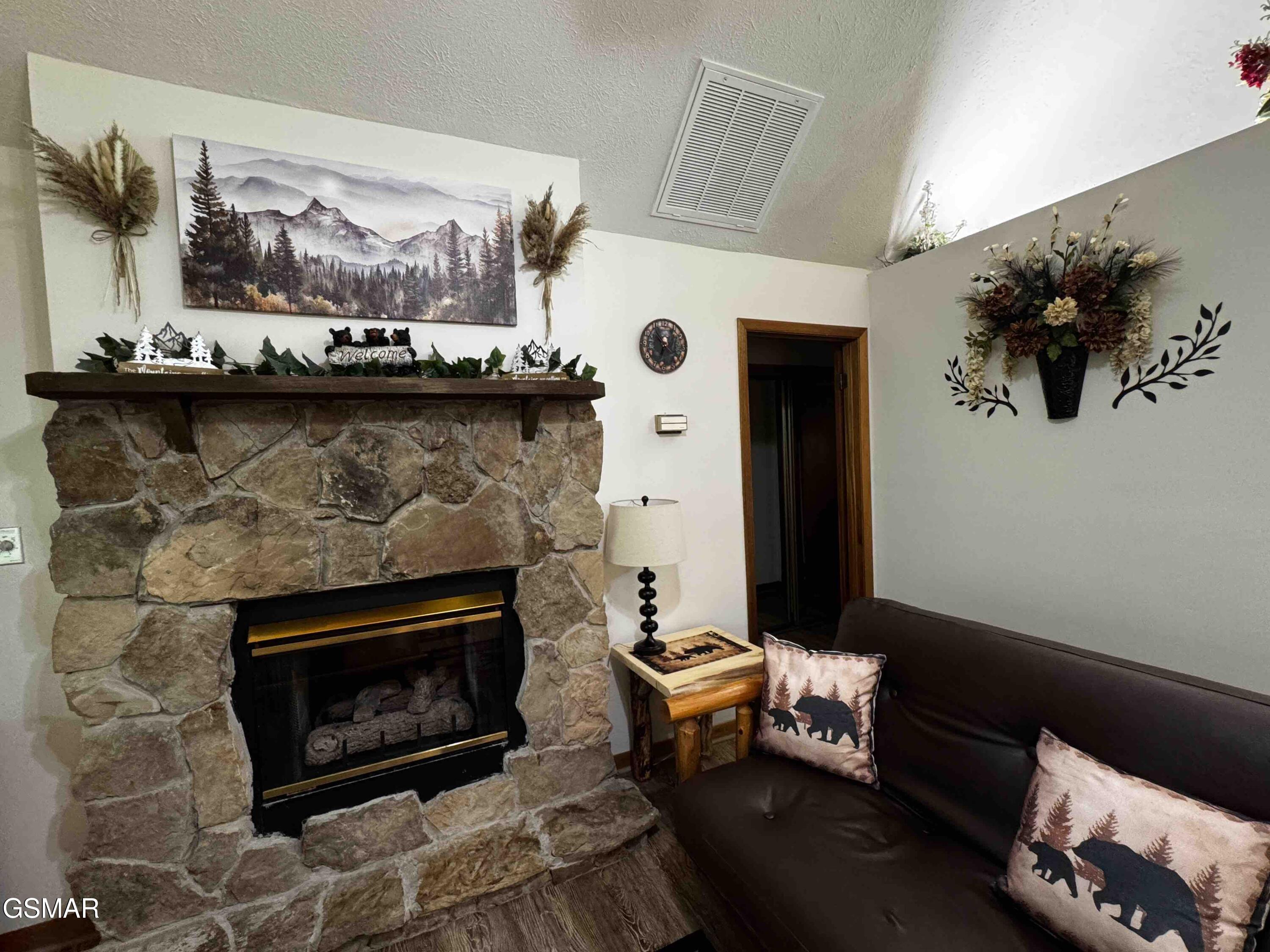 653 Oaks View Court Pigeon Forge TN 37863