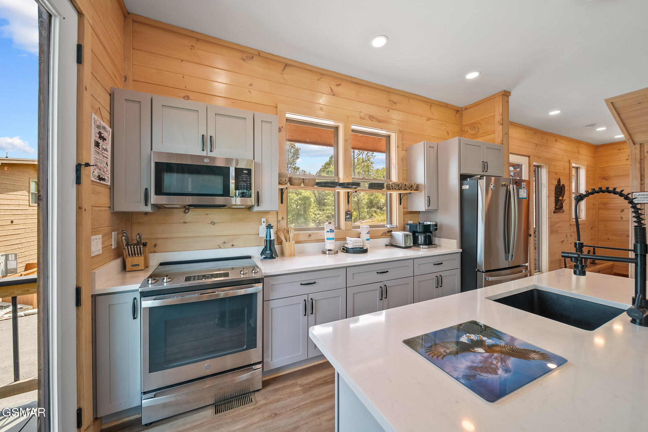 610 Butterfly Way Sevierville TN 37876