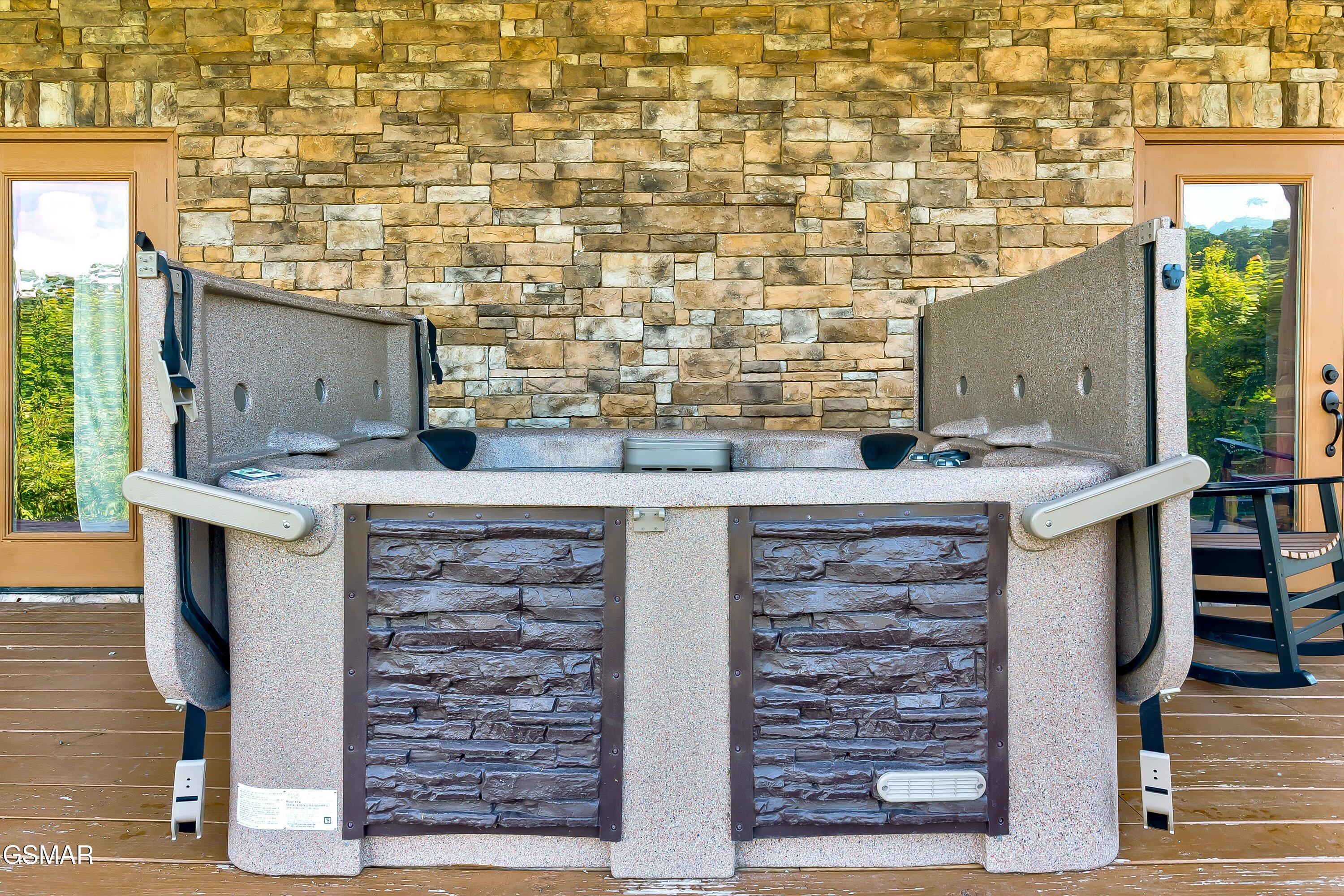 809 Wattle Blossom Way Gatlinburg TN 37738