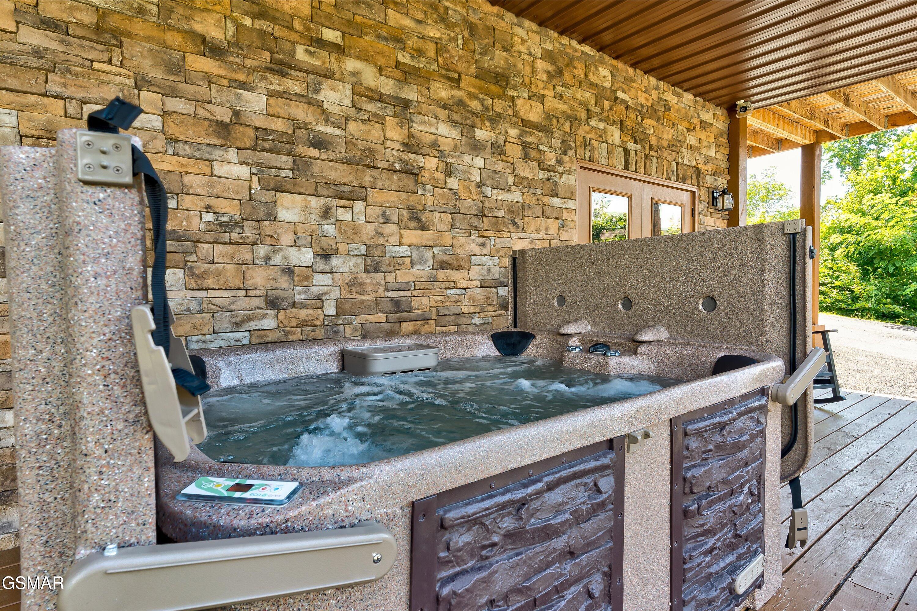 809 Wattle Blossom Way Gatlinburg TN 37738