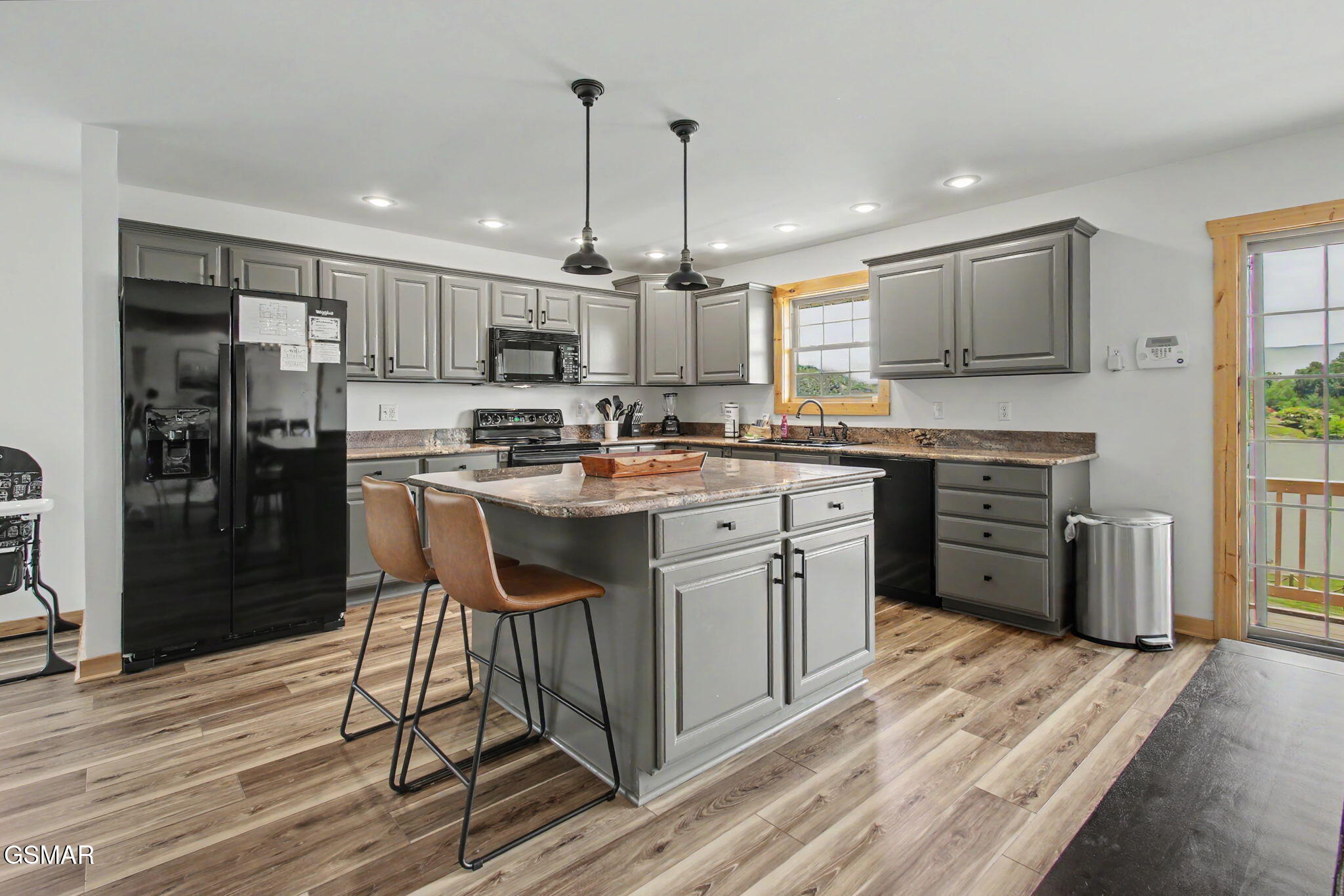 1820 Harbor Hills Lane Dandridge TN 37725
