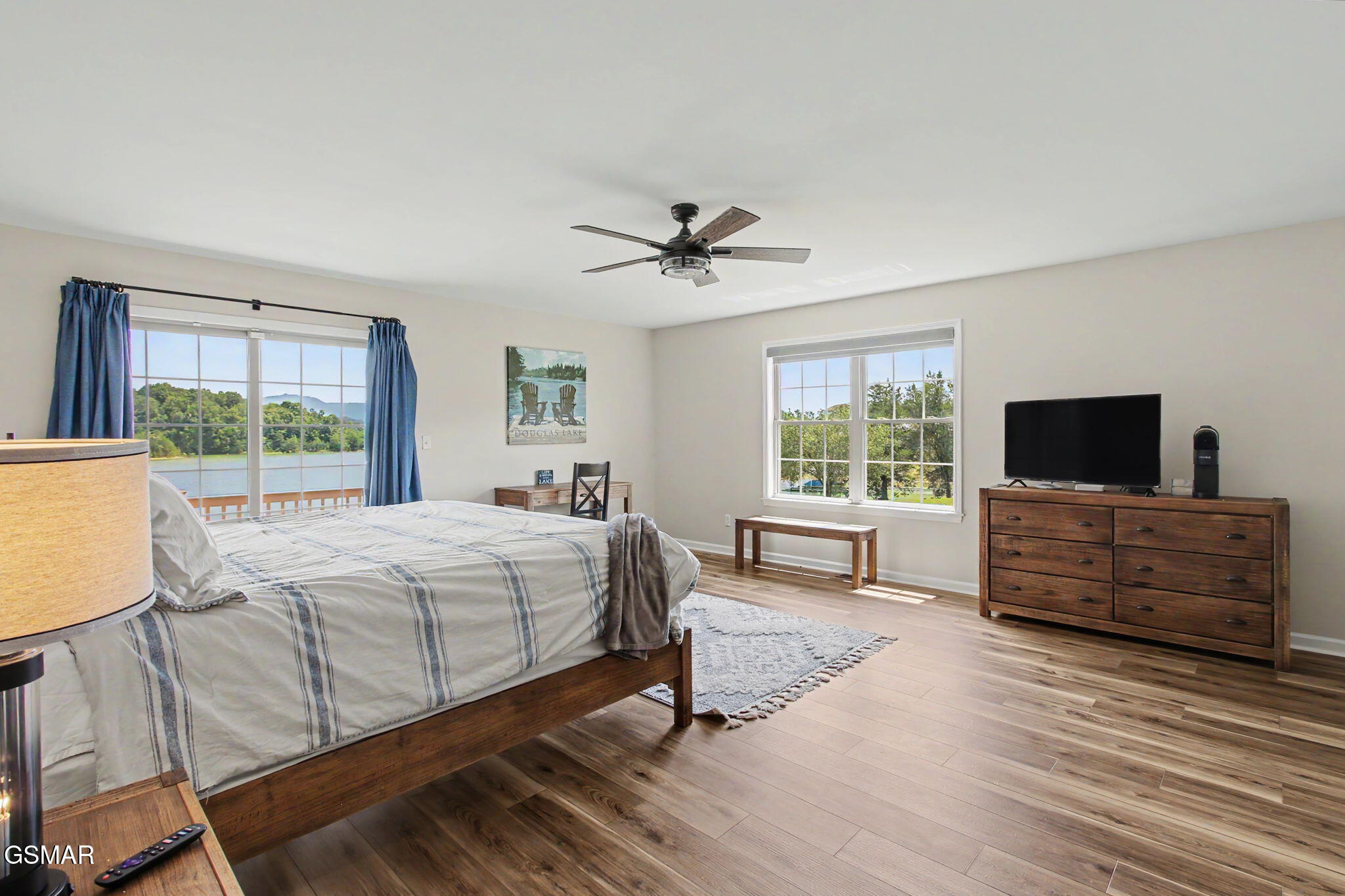 1820 Harbor Hills Lane Dandridge TN 37725